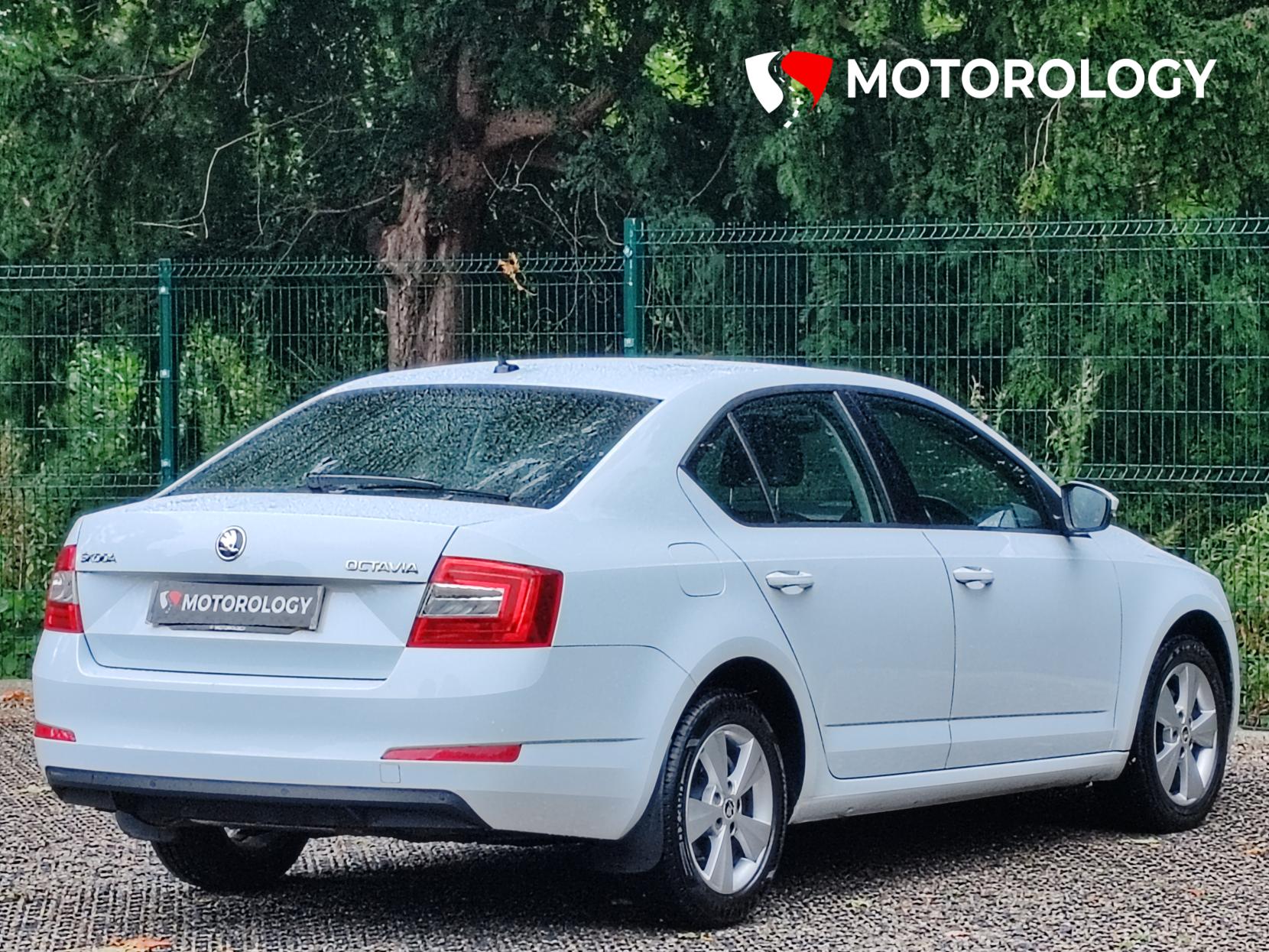 Skoda Octavia 2.0 TDI SE L Hatchback 5dr Diesel Manual Euro 6 (s/s) (150 ps)