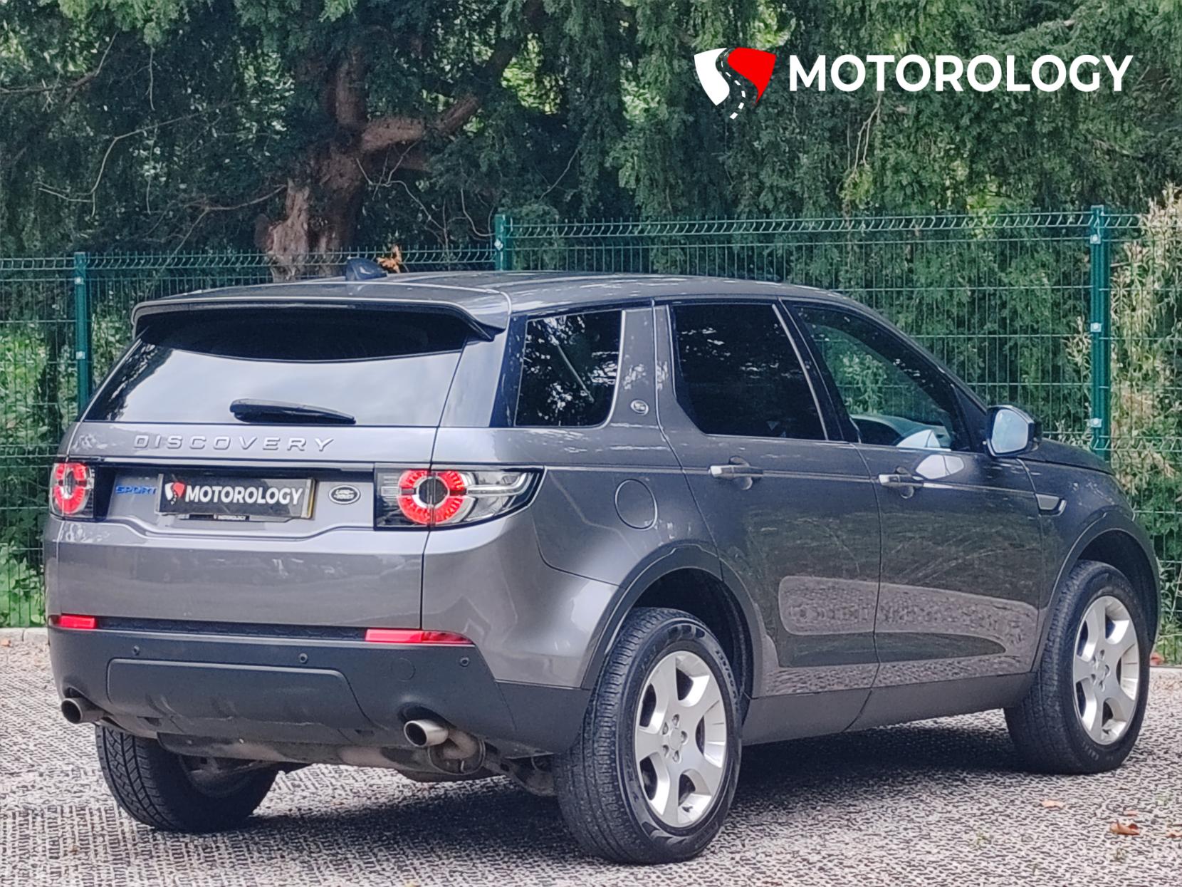 Land Rover Discovery Sport 2.0 TD4 Pure Edition SUV 5dr Diesel Manual 4WD Euro 6 (s/s) (5 Seat) (150 ps)