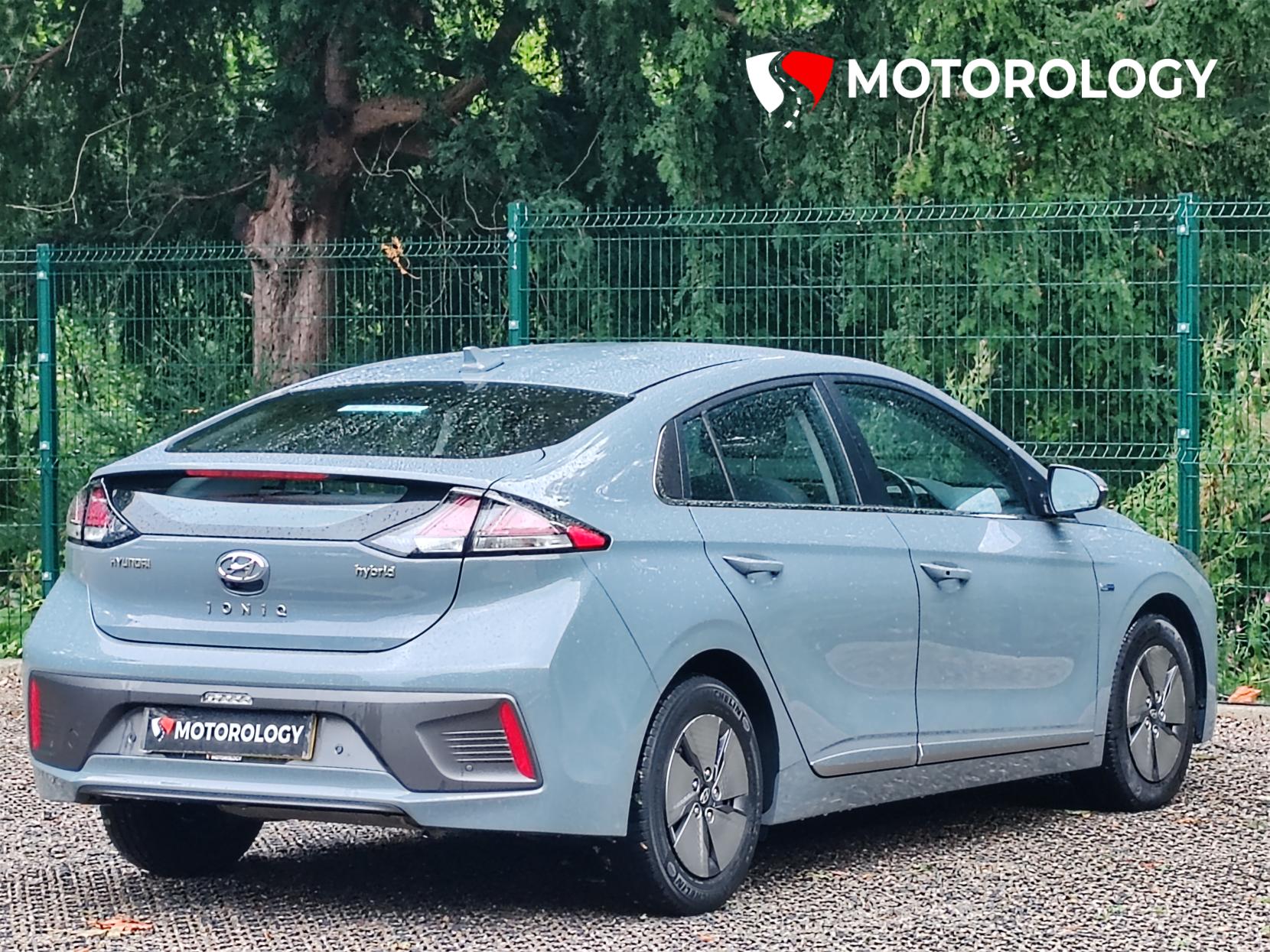 Hyundai IONIQ 1.6 h-GDi Premium Hatchback 5dr Petrol Hybrid DCT Euro 6 (s/s) (141 ps)