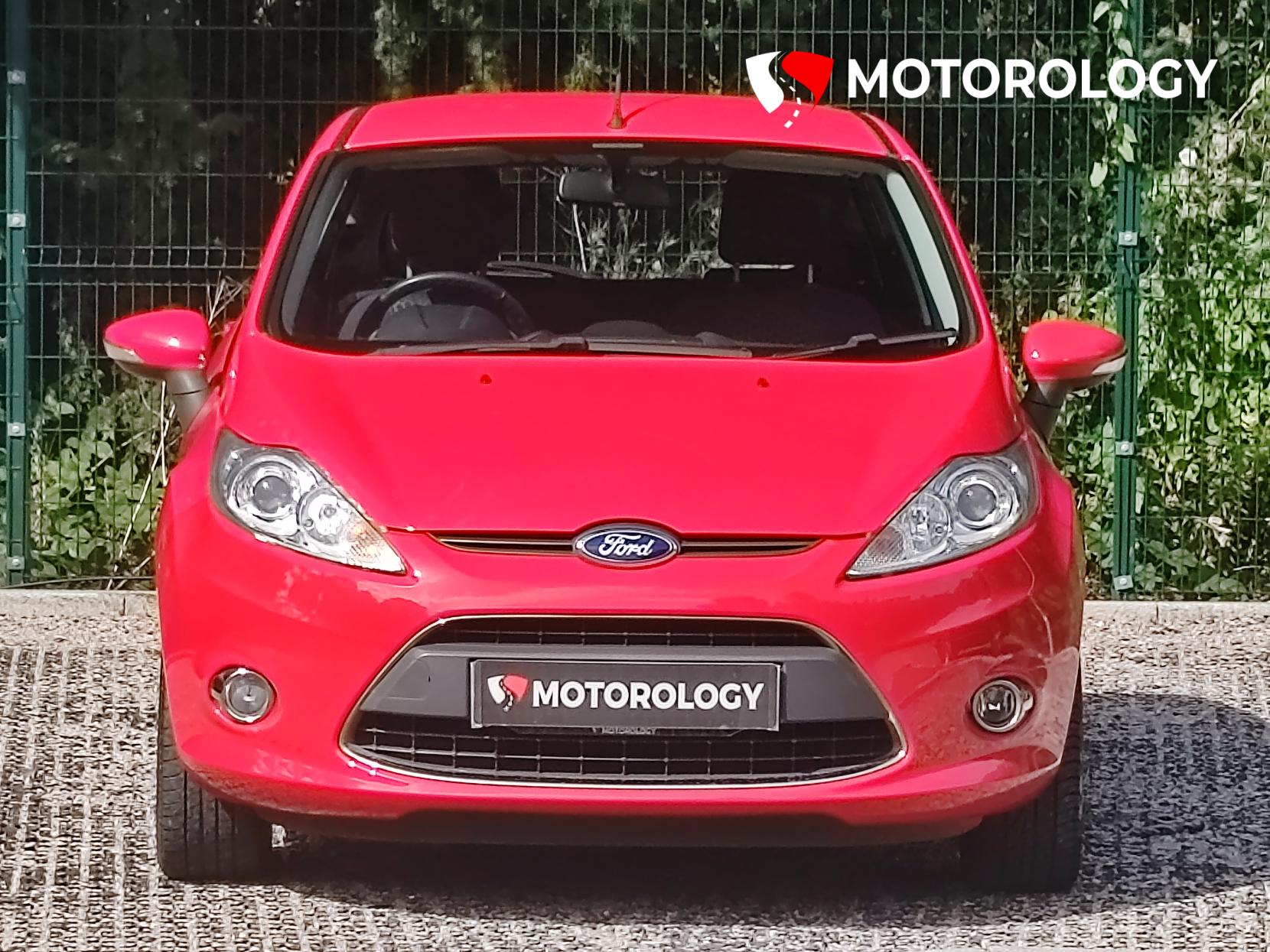 Ford Fiesta 1.4 Zetec Hatchback 5dr Petrol Automatic (154 g/km, 94 bhp)