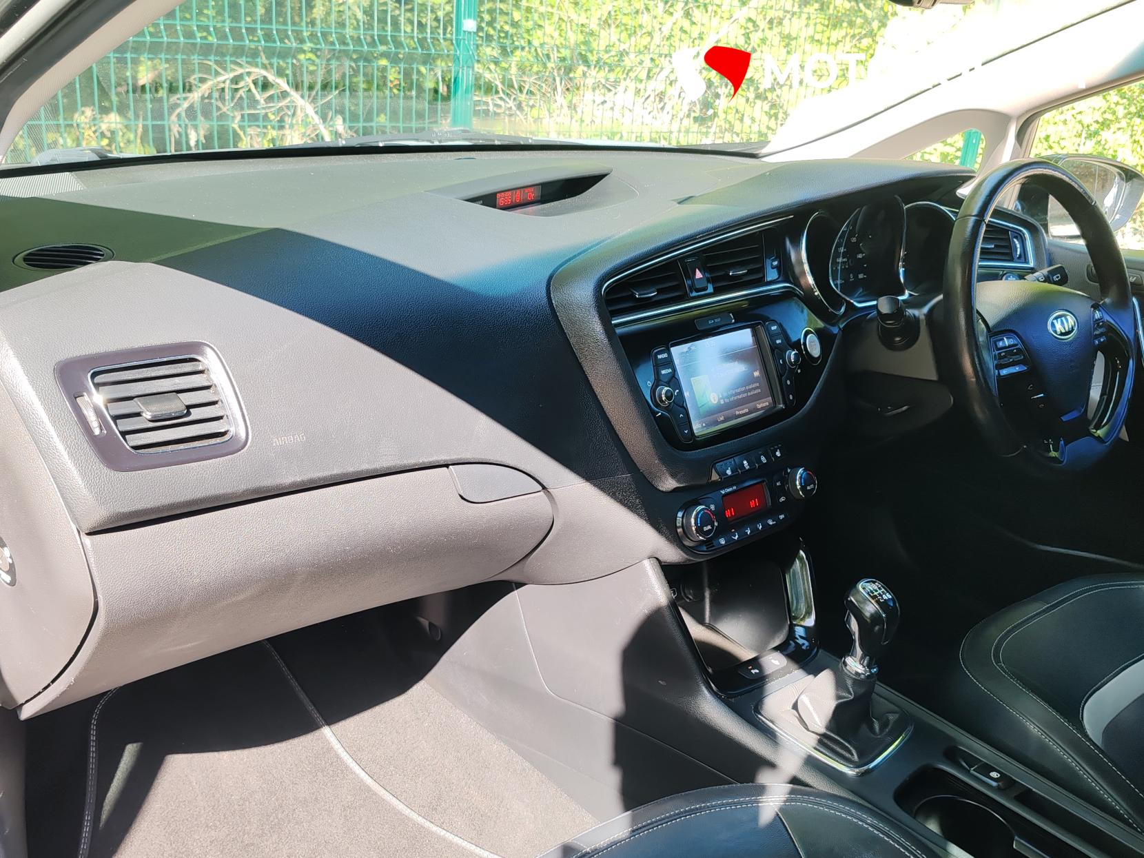 Kia Ceed 1.6 CRDi 4 Tech Hatchback 5dr Diesel Manual Euro 6 (s/s) (134 bhp)