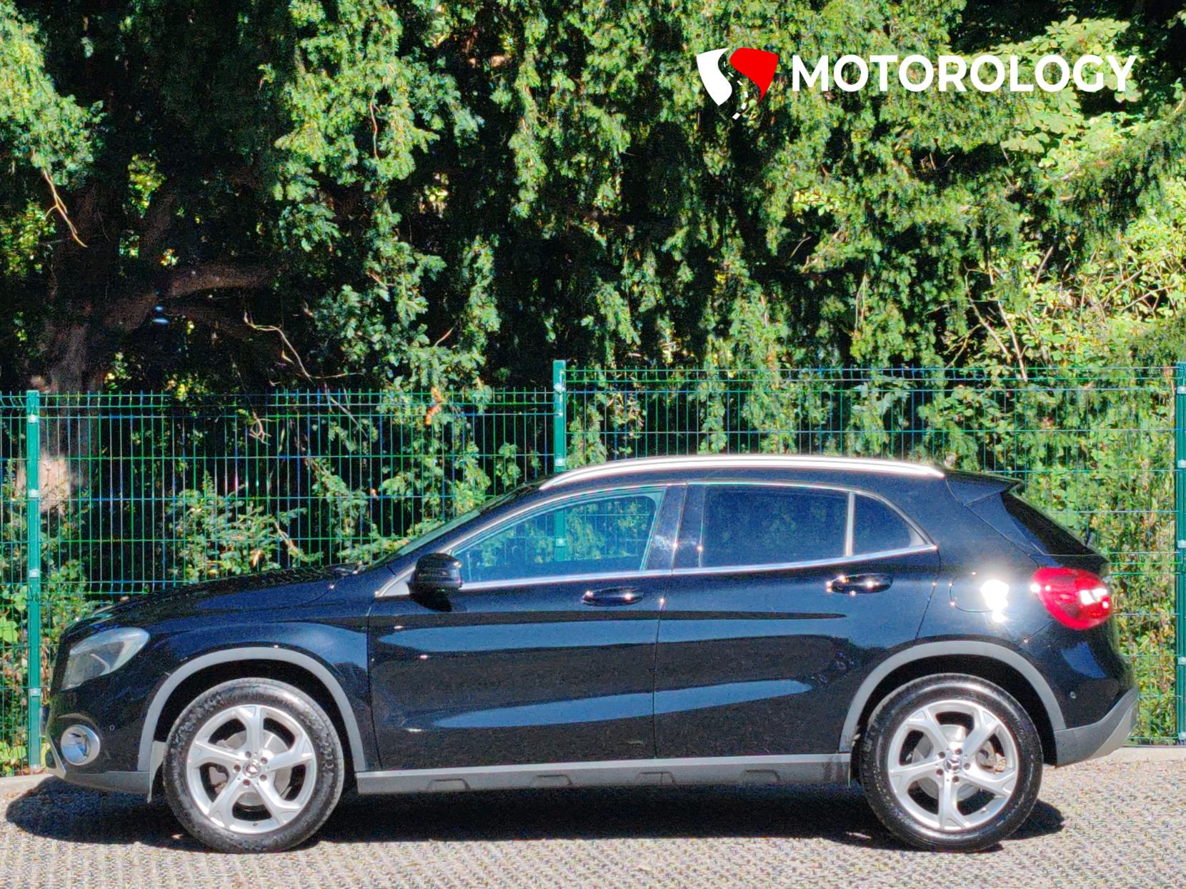 Mercedes-Benz GLA 2.1 GLA220d Sport (Executive) SUV 5dr Diesel 7G-DCT 4MATIC Euro 6 (s/s) (170 ps)