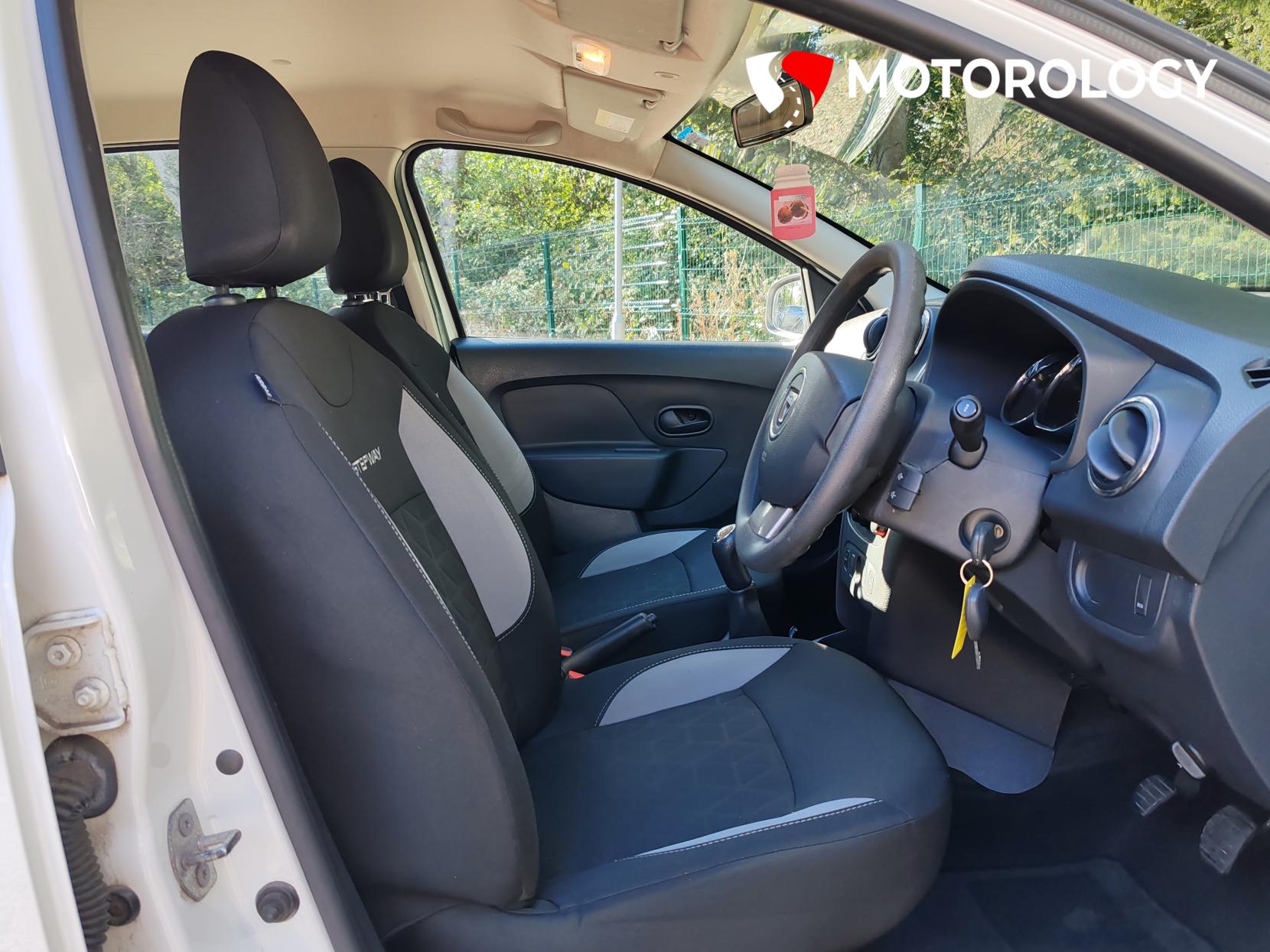 Dacia Sandero Stepway 0.9 TCe Ambiance Hatchback 5dr Petrol Manual Euro 6 (s/s) (90 ps)