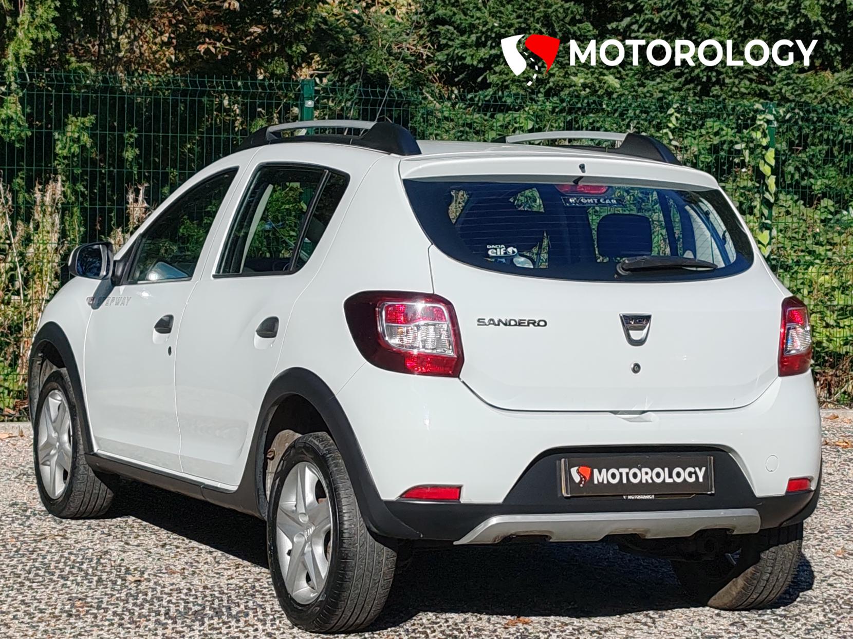 Dacia Sandero Stepway 0.9 TCe Ambiance Hatchback 5dr Petrol Manual Euro 6 (s/s) (90 ps)