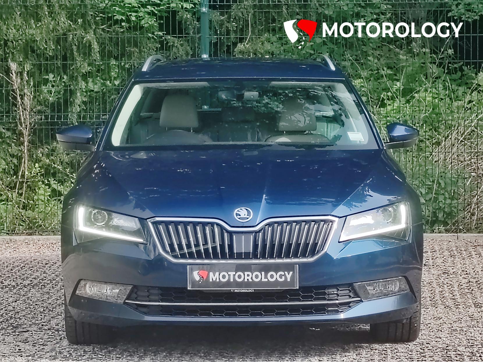 Skoda Superb 2.0 TDI SE L Executive Estate 5dr Diesel Manual Euro 6 (s/s) (150 ps)