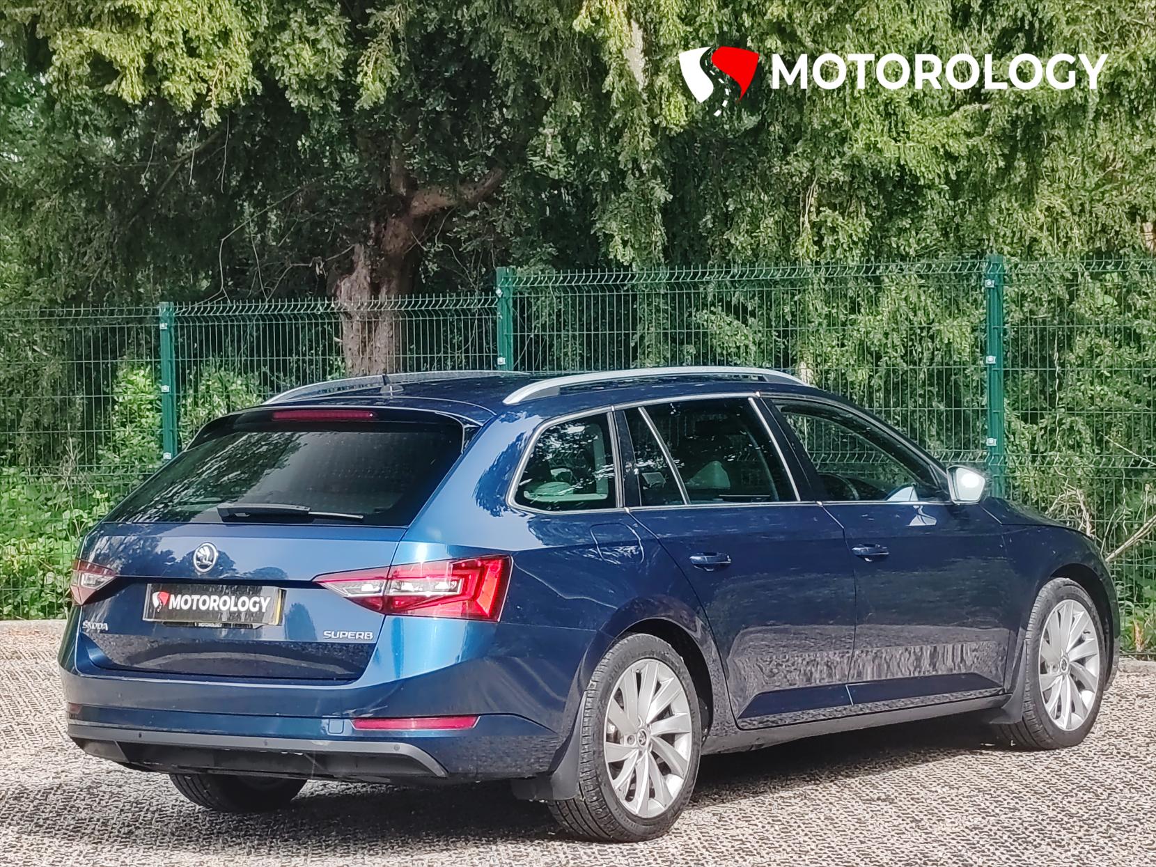 Skoda Superb 2.0 TDI SE L Executive Estate 5dr Diesel Manual Euro 6 (s/s) (150 ps)