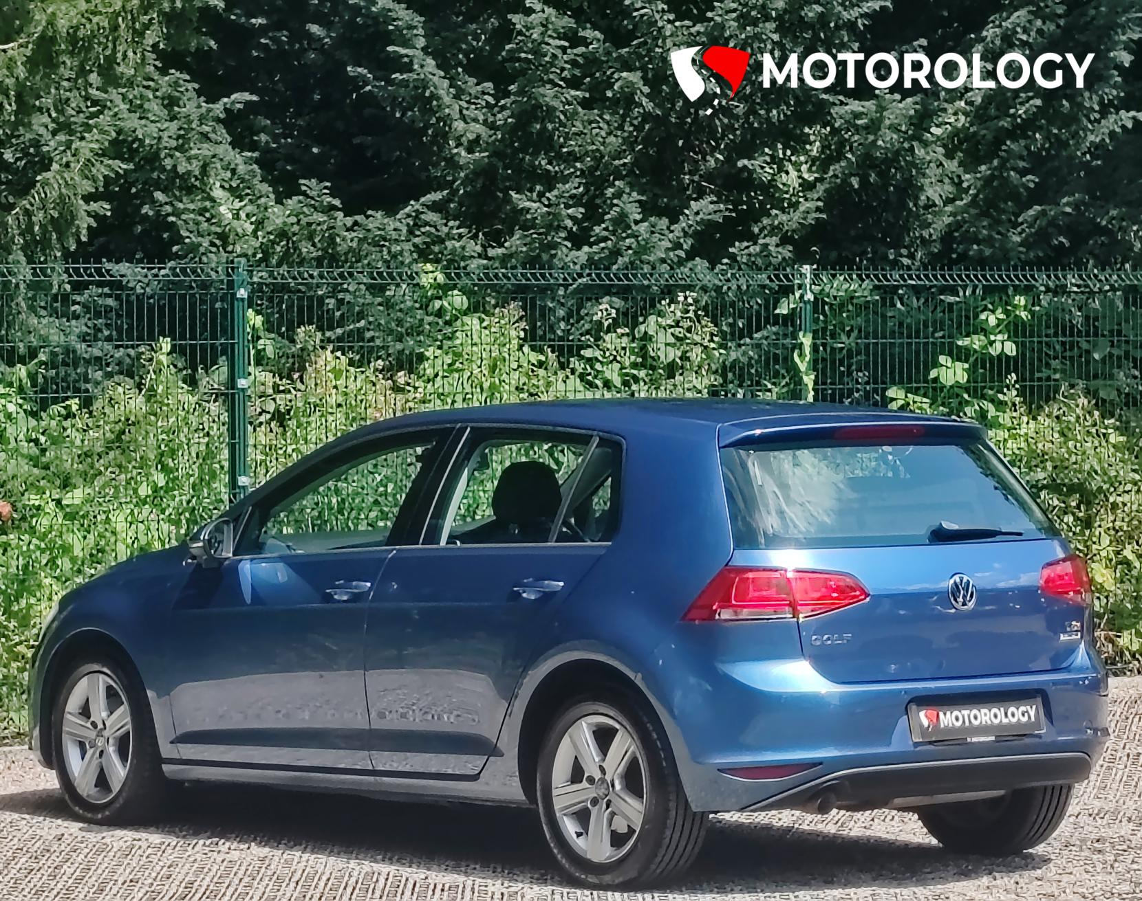 Volkswagen Golf 1.6 TDI BlueMotion Tech Match Hatchback 5dr Diesel DSG Euro 5 (s/s) (105 ps)