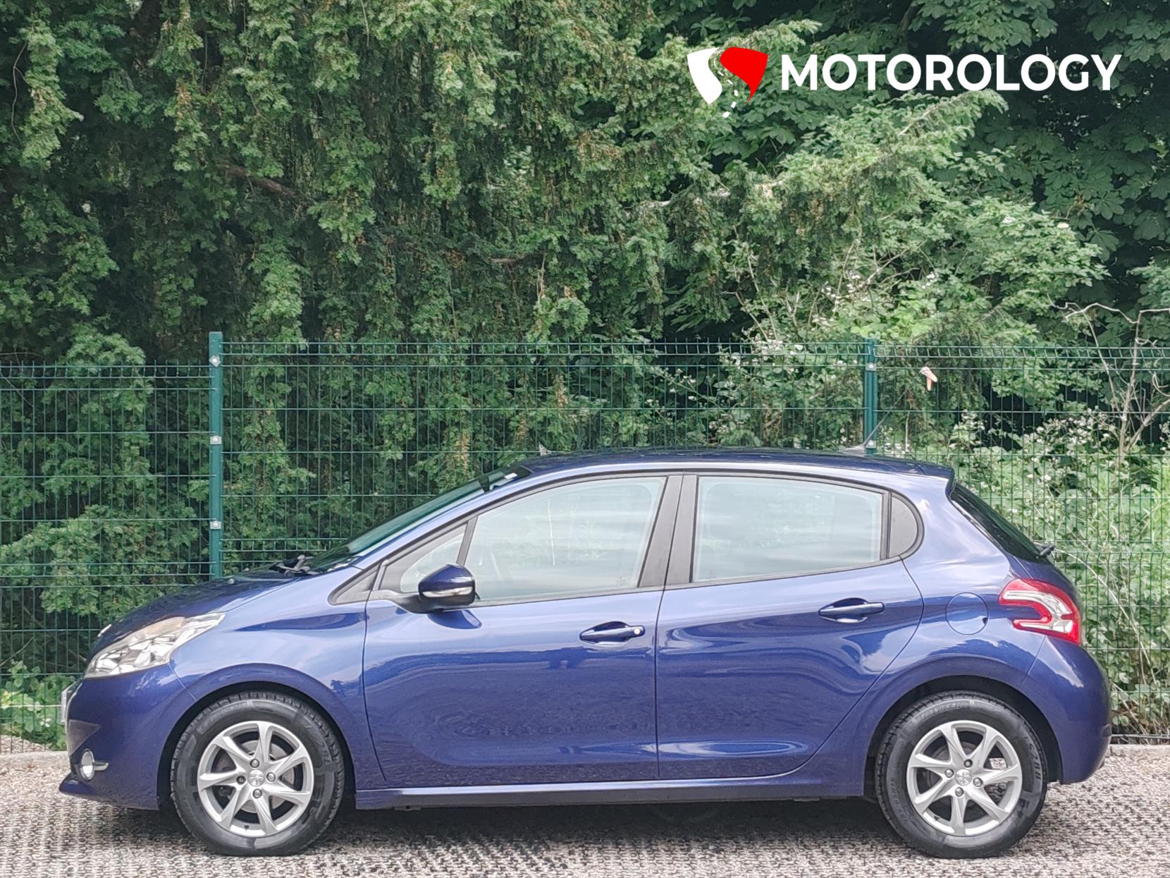 Peugeot 208 1.2 VTi PureTech Active Hatchback 5dr Petrol Manual Euro 5 (82 ps)