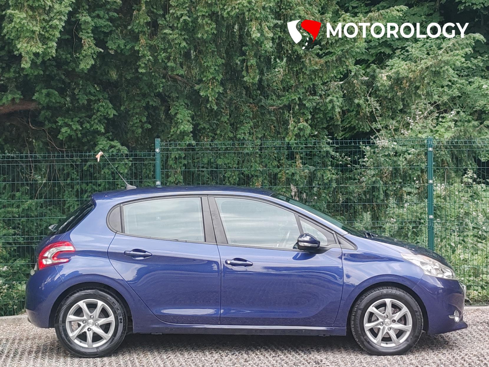 Peugeot 208 1.2 VTi PureTech Active Hatchback 5dr Petrol Manual Euro 5 (82 ps)