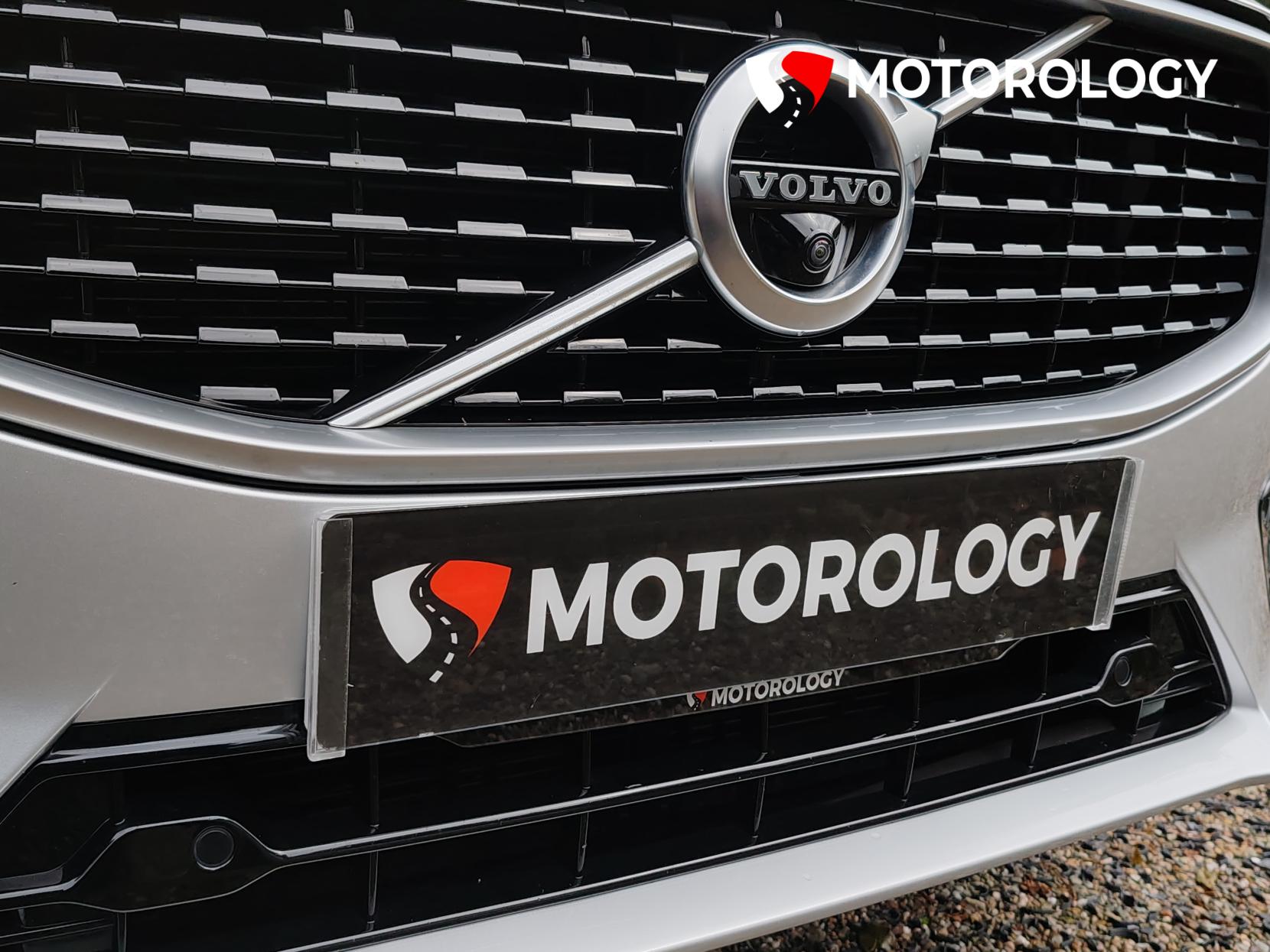 Volvo XC60 2.0 B4 MHEV R-Design SUV 5dr Diesel Hybrid Auto AWD Euro 6 (s/s) (197 ps)