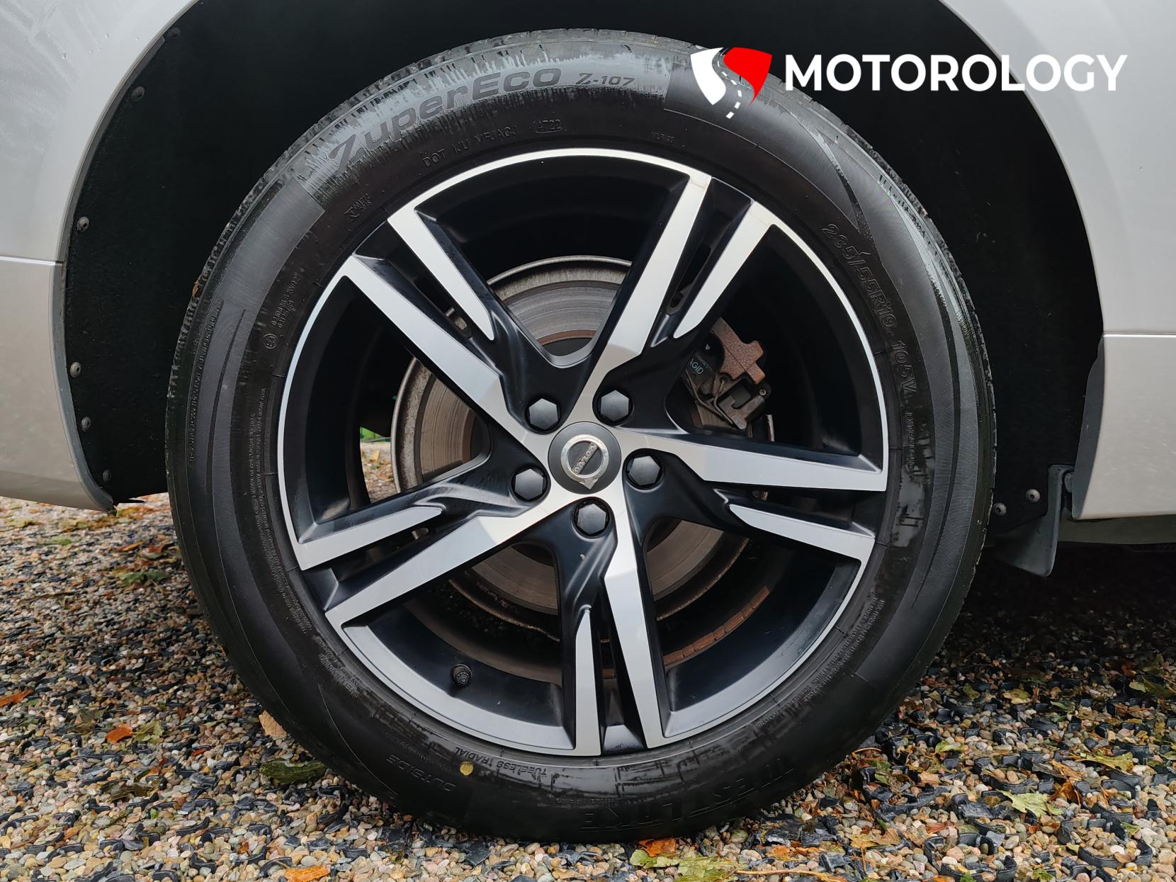 Volvo XC60 2.0 B4 MHEV R-Design SUV 5dr Diesel Hybrid Auto AWD Euro 6 (s/s) (197 ps)