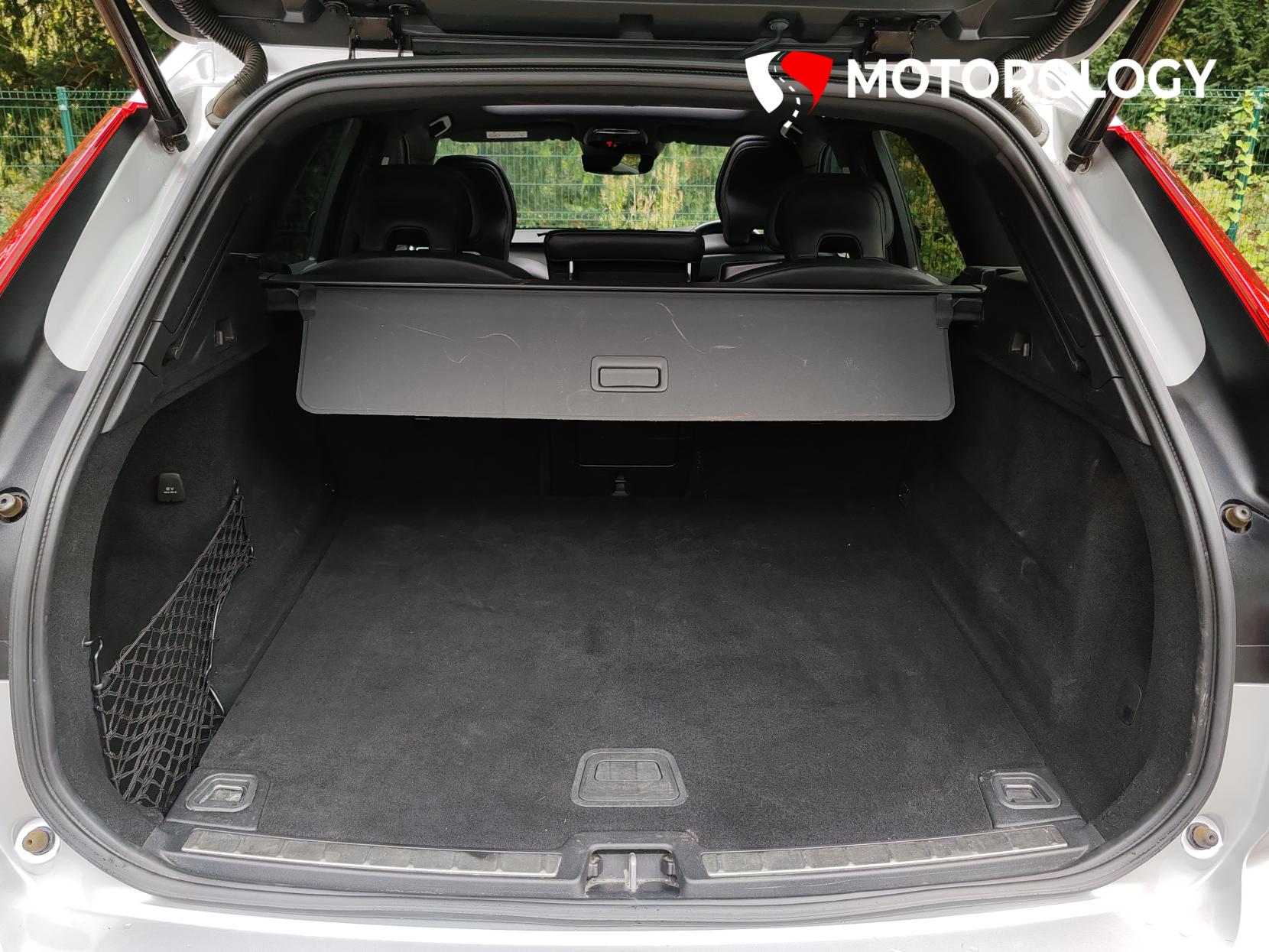 Volvo XC60 2.0 B4 MHEV R-Design SUV 5dr Diesel Hybrid Auto AWD Euro 6 (s/s) (197 ps)