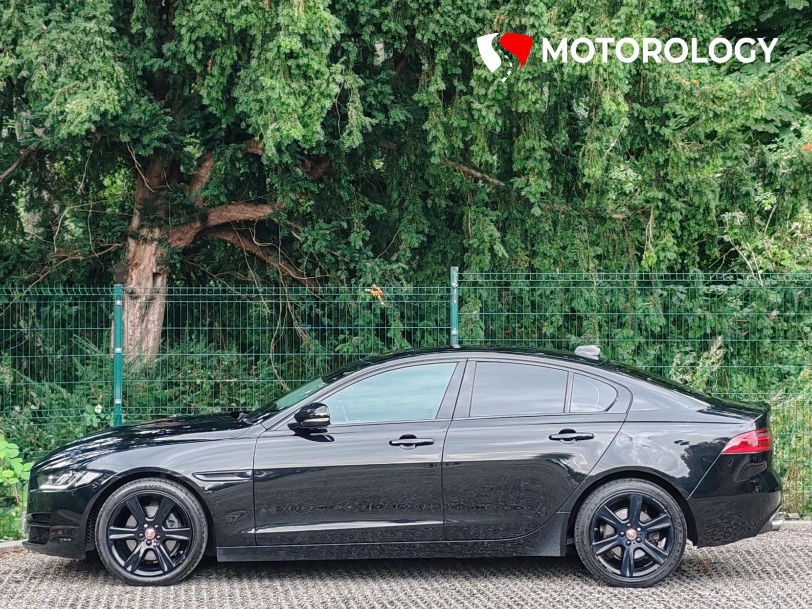 Jaguar XE 2.0d Portfolio Saloon 4dr Diesel Auto Euro 6 (s/s) (180 ps)