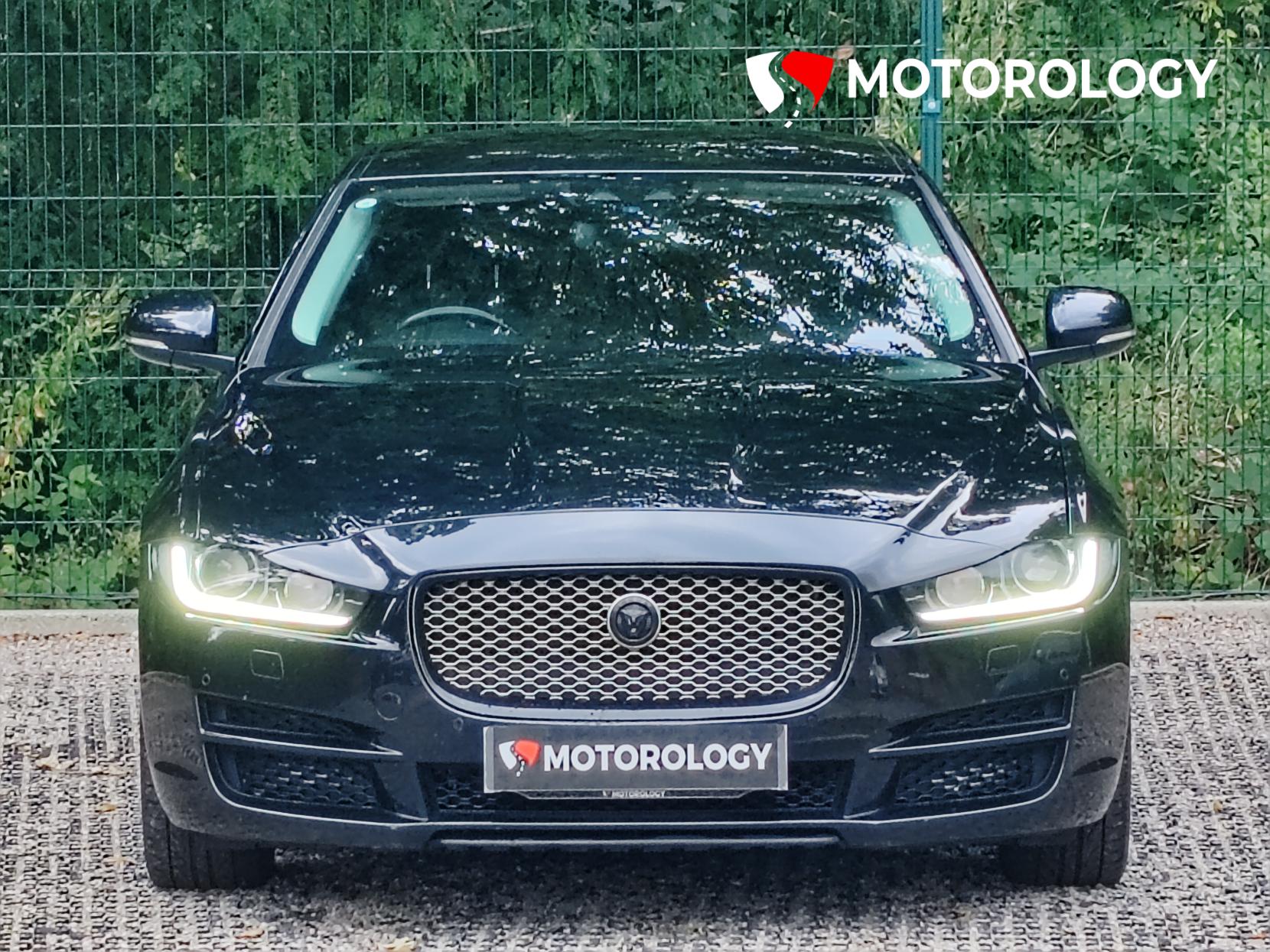 Jaguar XE 2.0d Portfolio Saloon 4dr Diesel Auto Euro 6 (s/s) (180 ps)