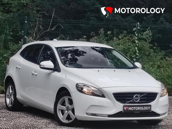 Volvo V40 2.0 T2 ES Hatchback 5dr Petrol Manual Euro 6 (s/s) (122 ps)