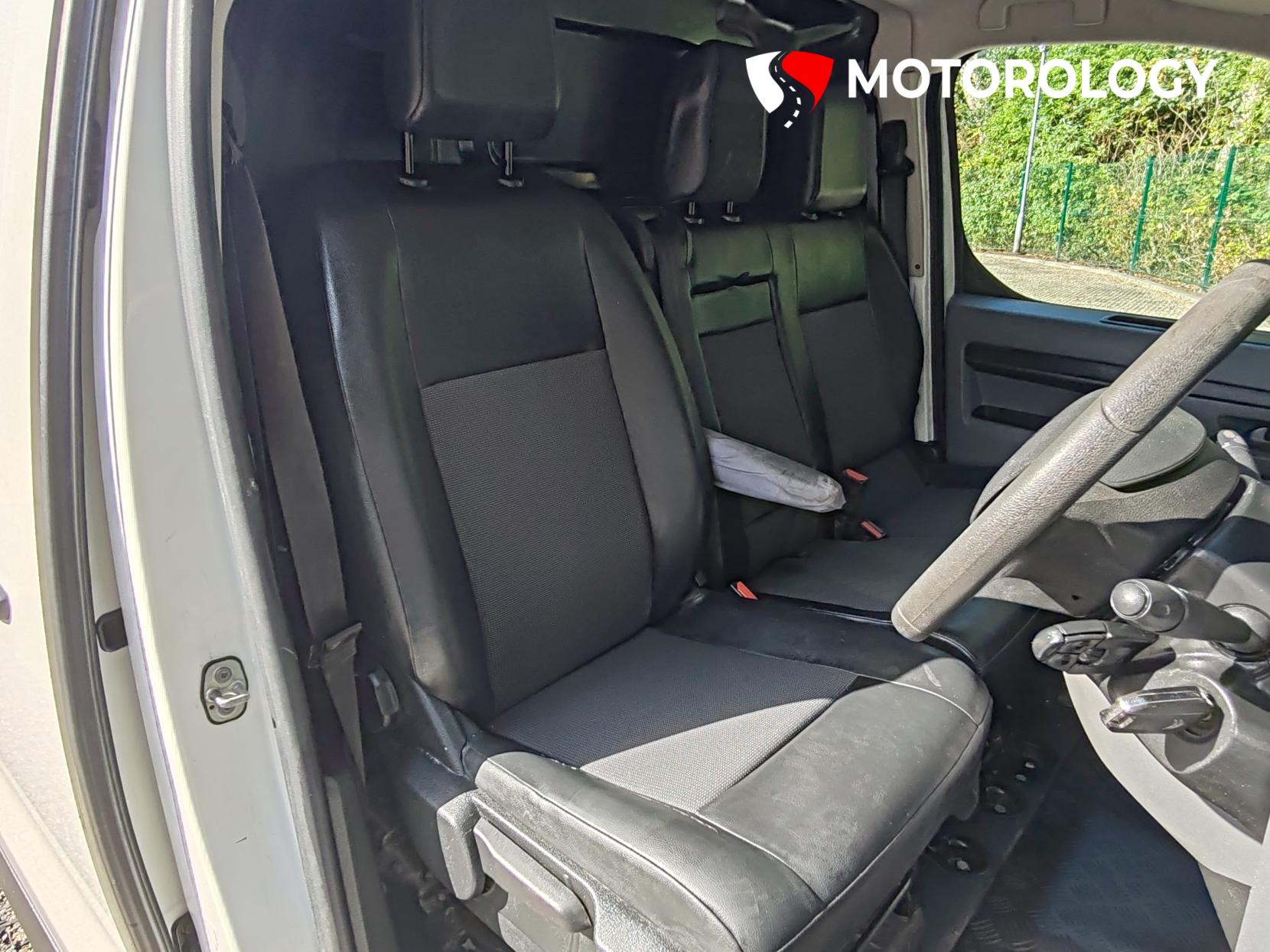 Citroen Dispatch 1.6 BlueHDi 1000 Enterprise M Panel Van 6dr Diesel Manual FWD 2 Euro 6 (s/s) (115 ps)