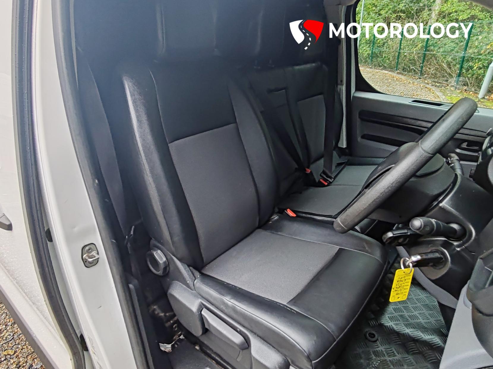Citroen Dispatch 1.6 BlueHDi 1000 Enterprise M Panel Van 6dr Diesel Manual FWD 2 Euro 6 (s/s) (115 ps)