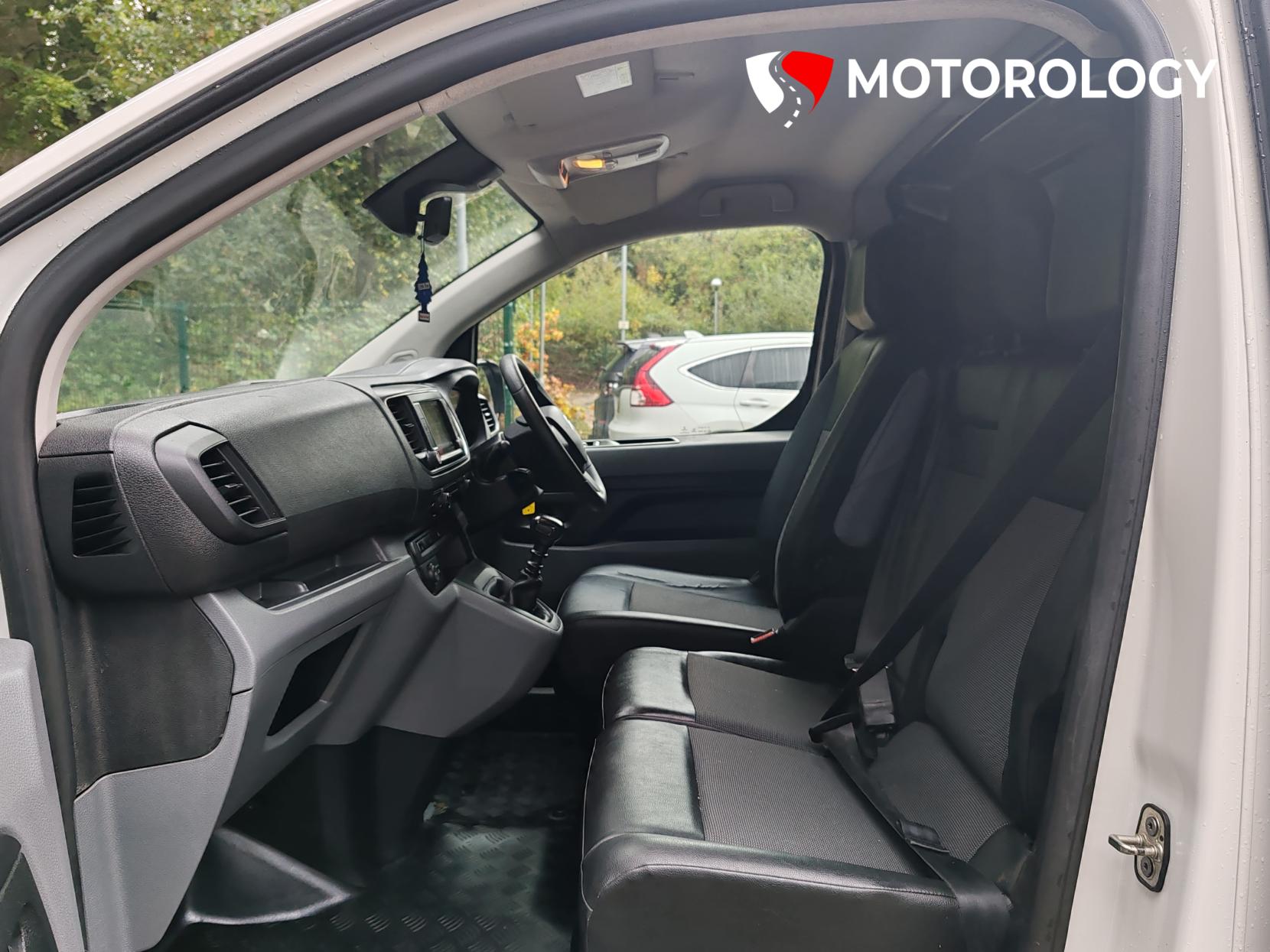 Citroen Dispatch 1.6 BlueHDi 1000 Enterprise M Panel Van 6dr Diesel Manual FWD 2 Euro 6 (s/s) (115 ps)