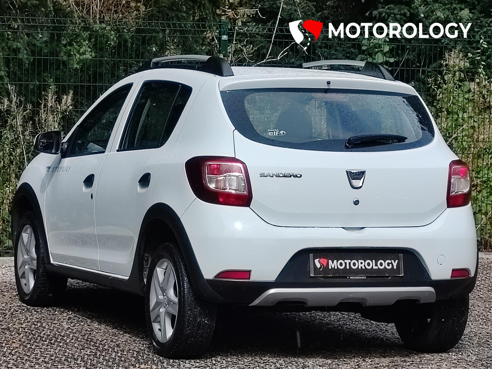 Dacia Sandero Stepway 0.9 TCe Ambiance Hatchback 5dr Petrol Manual Euro 5 (90 ps)