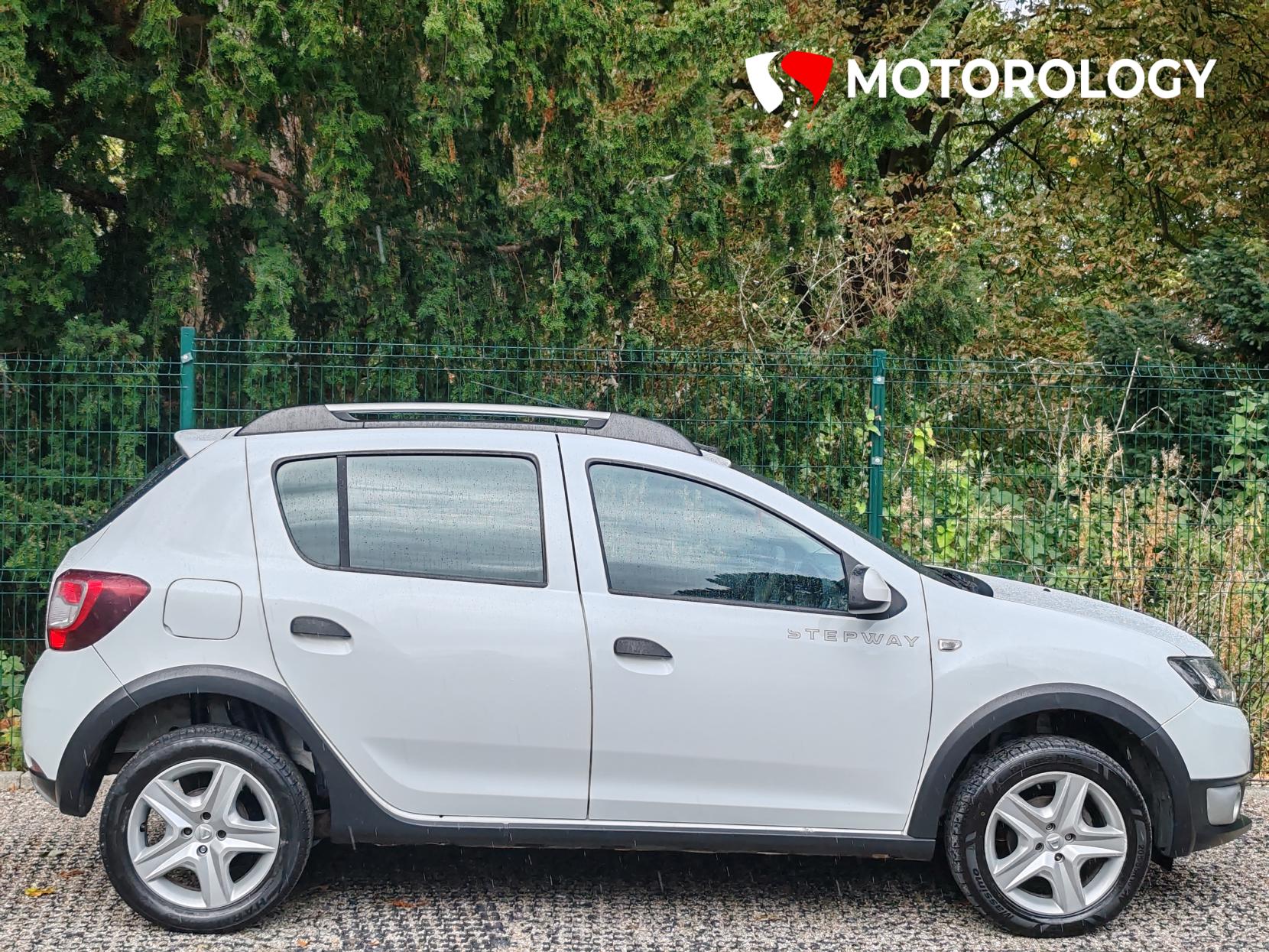 Dacia Sandero Stepway 0.9 TCe Ambiance Hatchback 5dr Petrol Manual Euro 5 (90 ps)