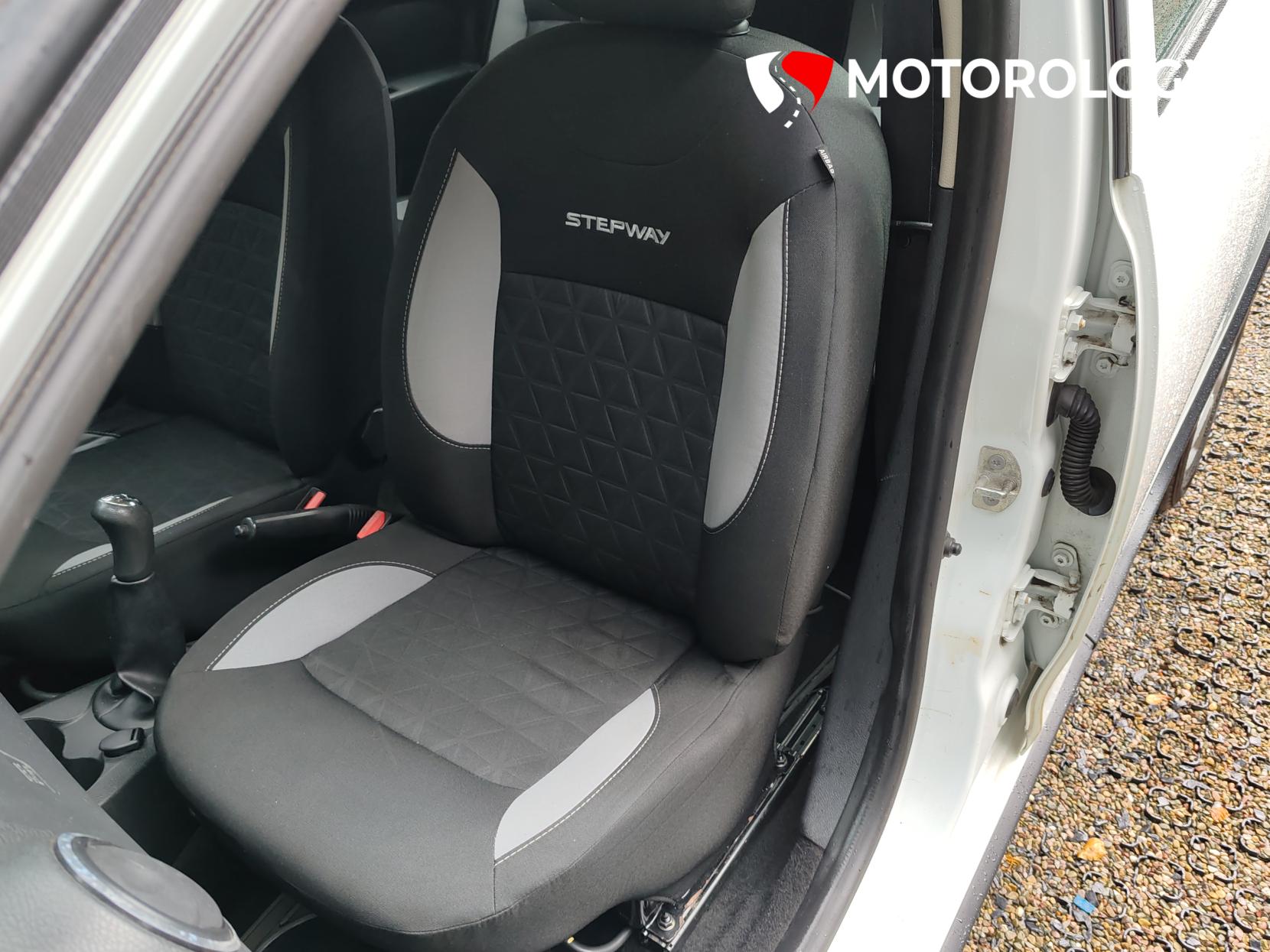 Dacia Sandero Stepway 0.9 TCe Ambiance Hatchback 5dr Petrol Manual Euro 5 (90 ps)