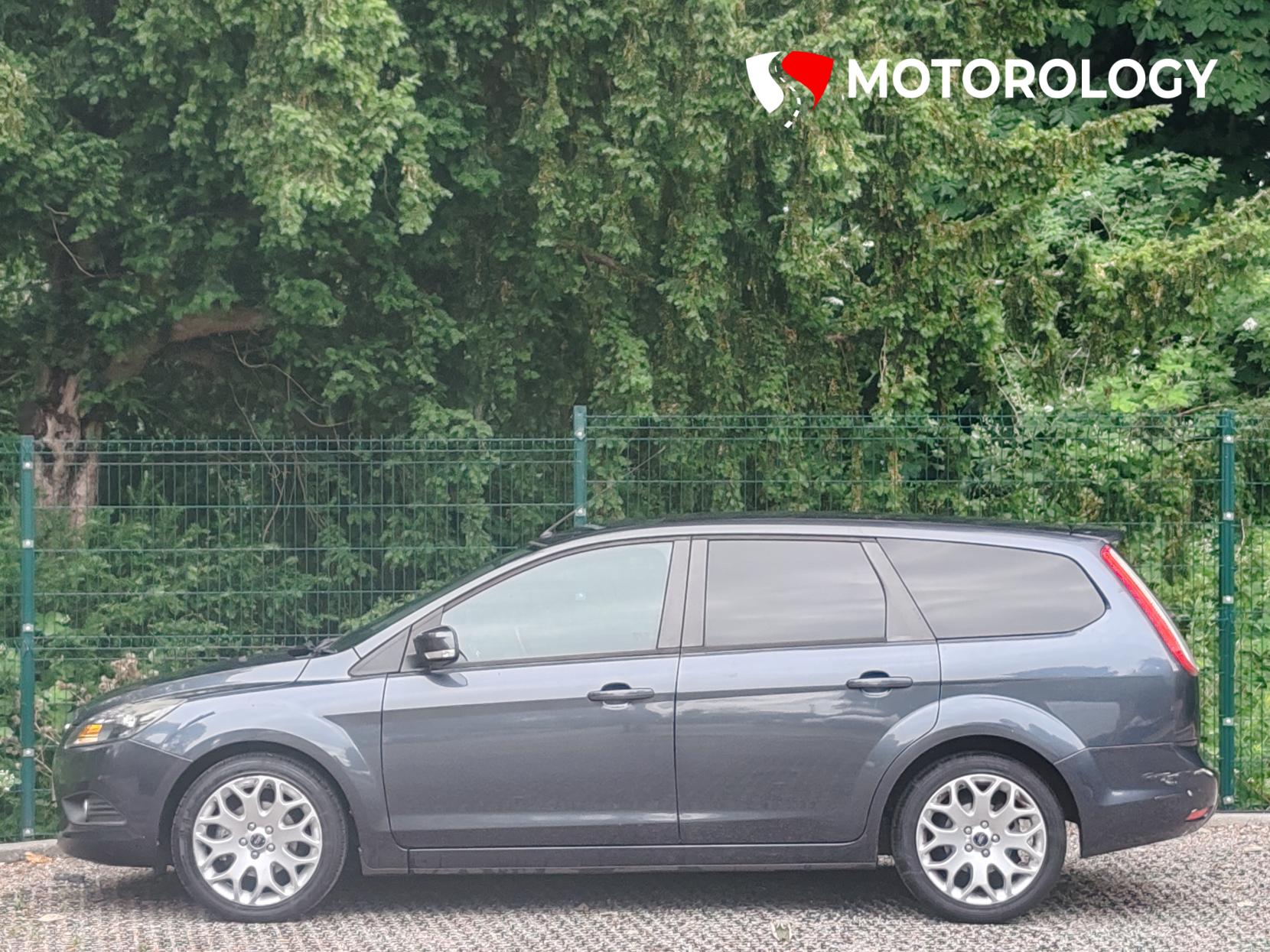 Ford Focus 1.6 Titanium Estate 5dr Petrol Manual (159 g/km, 99 bhp)