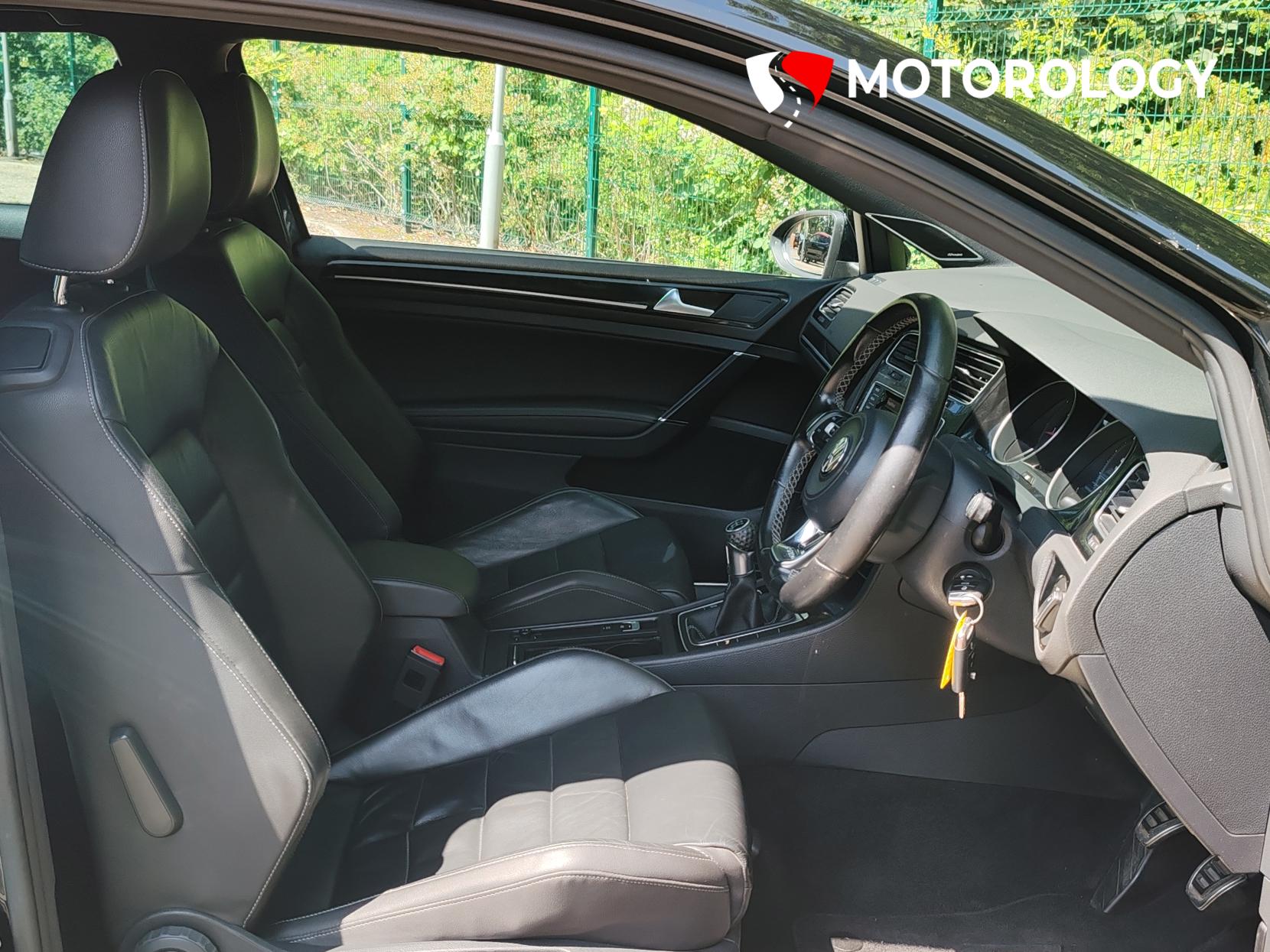Volkswagen Golf 2.0 TDI BlueMotion Tech GTD Hatchback 3dr Diesel Manual Euro 6 (s/s) (184 ps)
