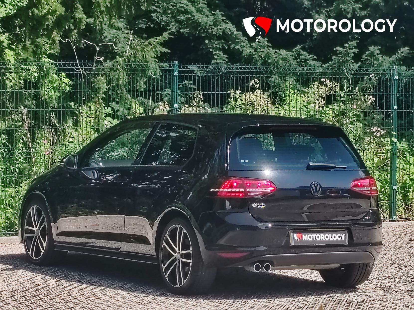 Volkswagen Golf 2.0 TDI BlueMotion Tech GTD Hatchback 3dr Diesel Manual Euro 6 (s/s) (184 ps)