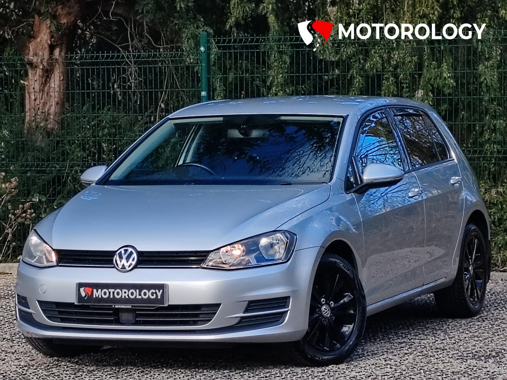 Volkswagen Golf 1.6 TDI BlueMotion Tech SE Hatchback 5dr Diesel Manual Euro 5 (s/s) (105 ps)