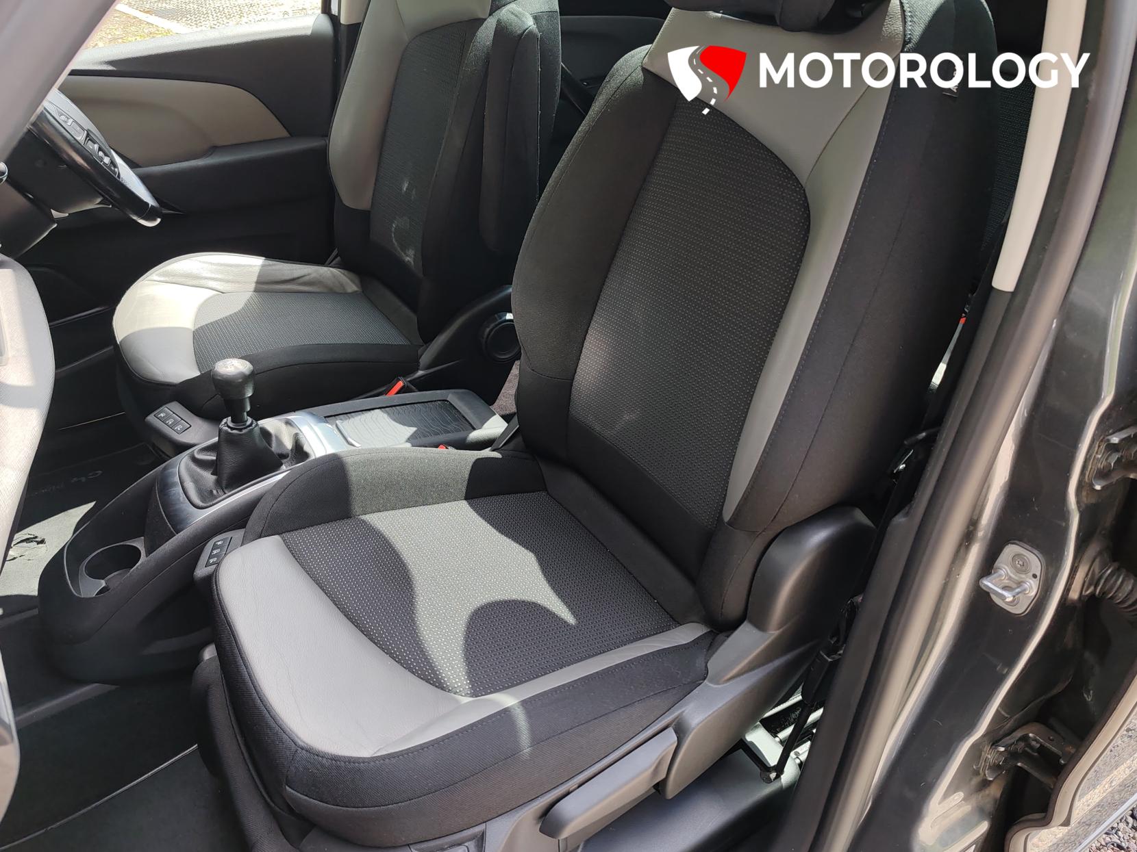 Citroen C4 Picasso 1.6 e-HDi Exclusive+ MPV 5dr Diesel Manual Euro 5 (s/s) (115 ps)