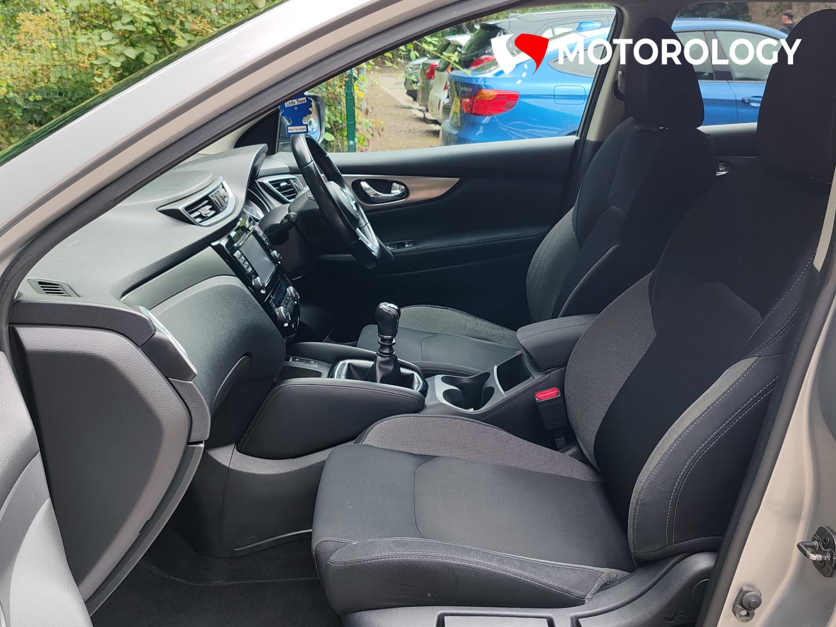 Nissan Qashqai 1.5 dCi N-Connecta SUV 5dr Diesel Manual Euro 6 (s/s) (110 ps)