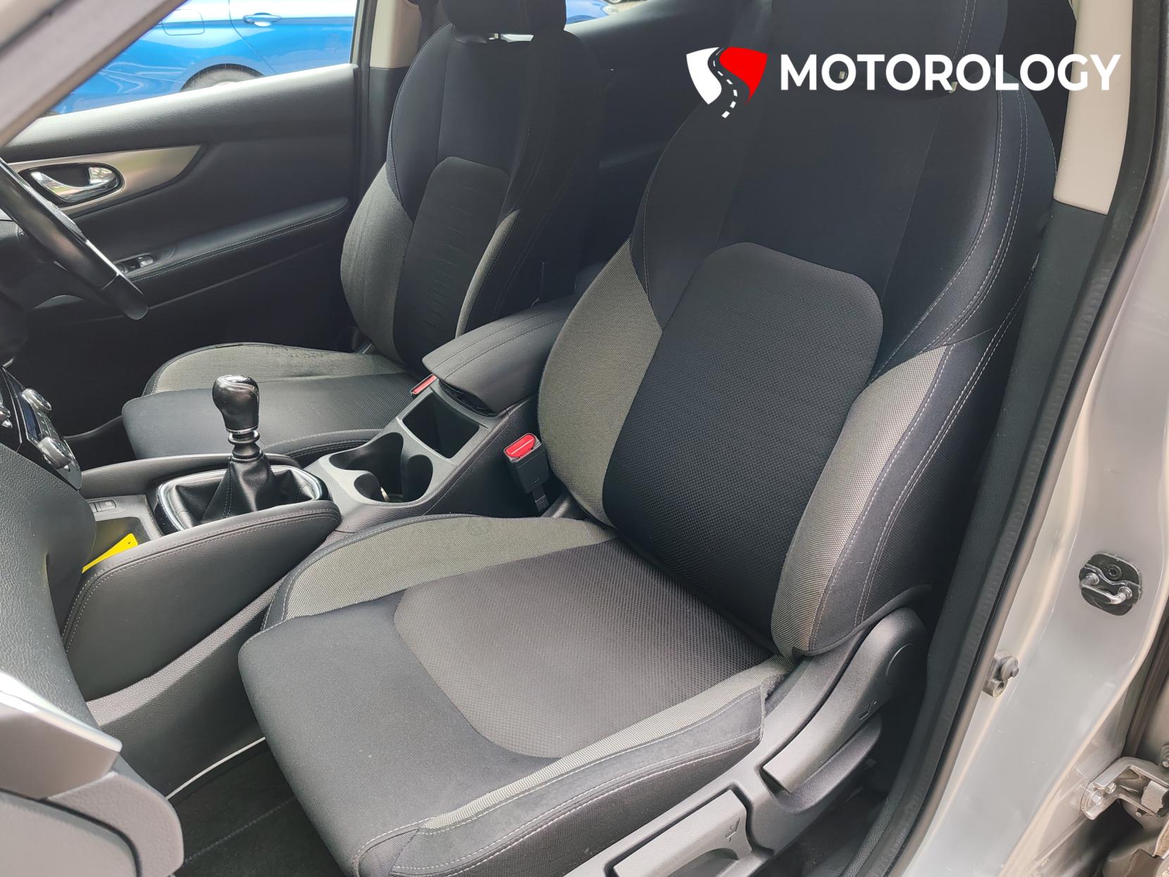Nissan Qashqai 1.5 dCi N-Connecta SUV 5dr Diesel Manual Euro 6 (s/s) (110 ps)