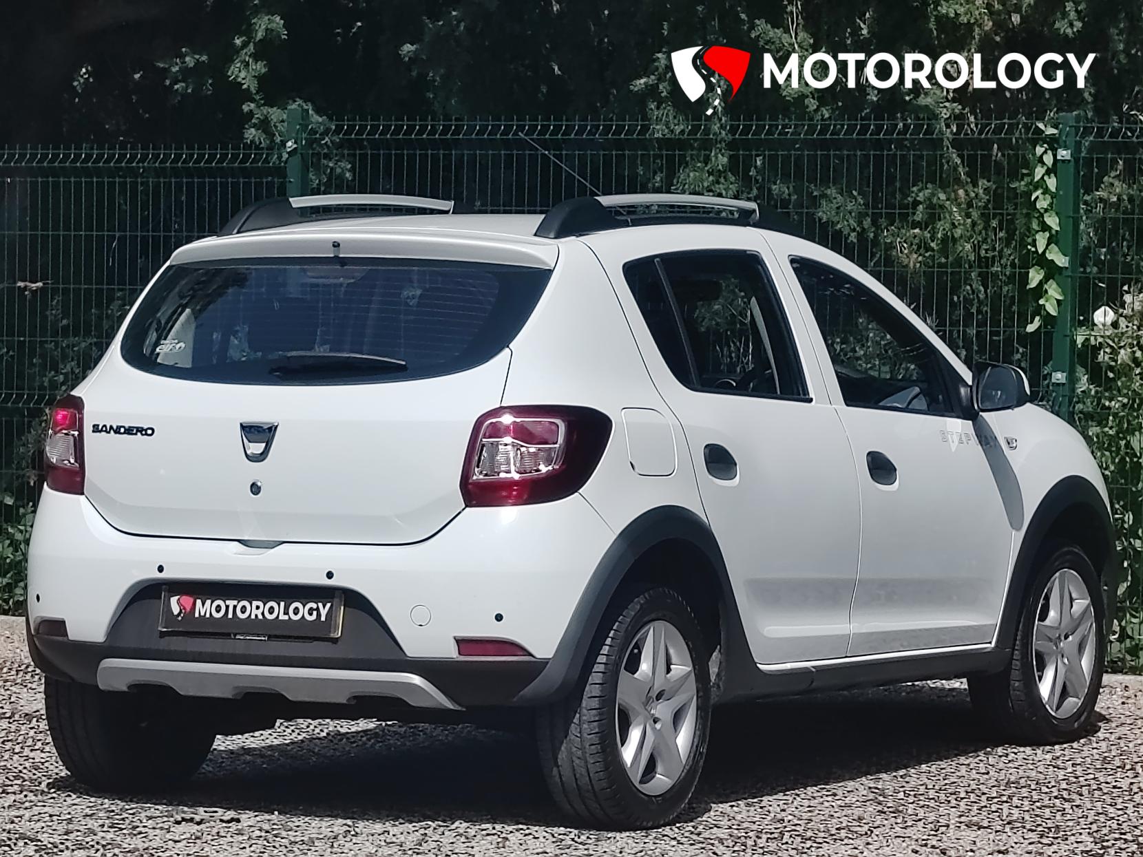 Dacia Sandero Stepway 0.9 TCe Ambiance Hatchback 5dr Petrol Manual Euro 6 (s/s) (90 ps)