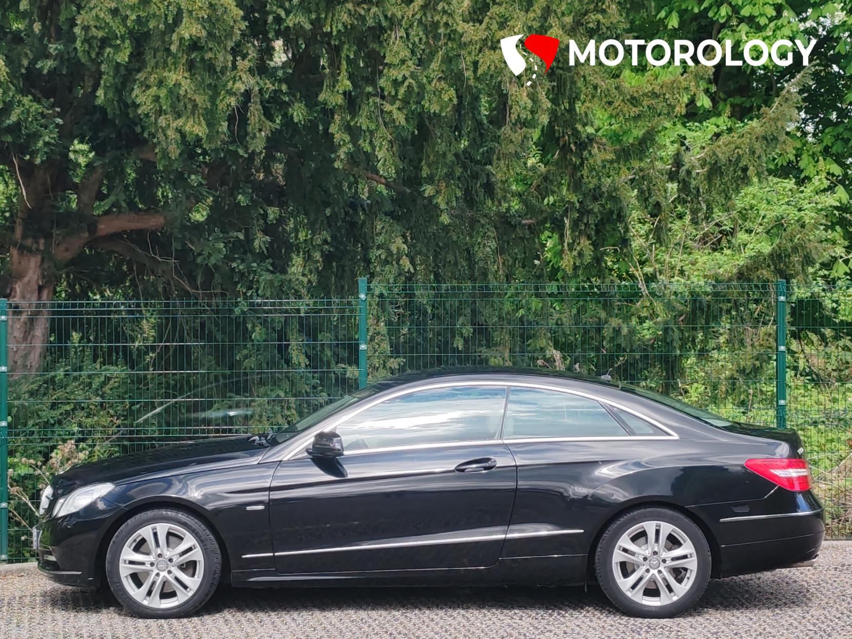 Mercedes-Benz E Class 3.5 E350 CGI V6 BlueEfficiency SE Coupe 2dr Petrol G-Tronic Euro 5 (292 ps)