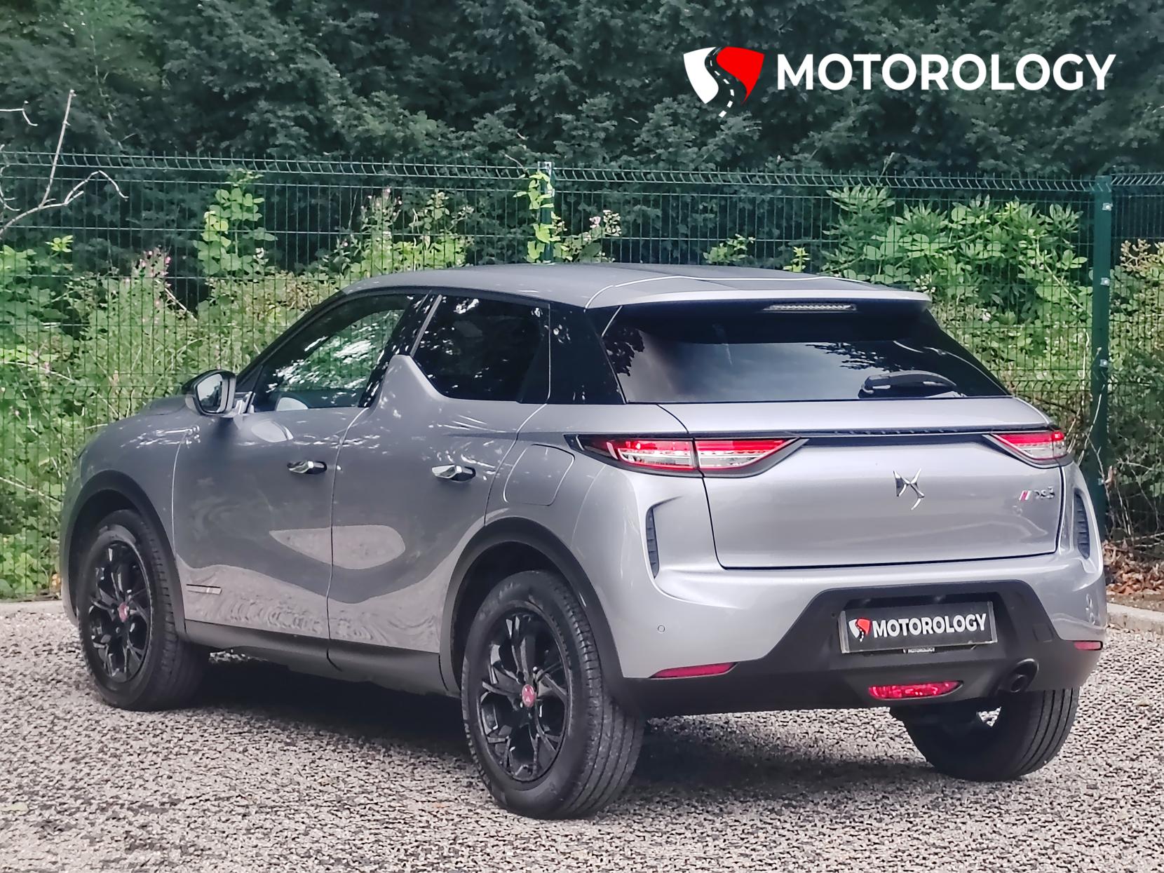 DS AUTOMOBILES DS 3 CROSSBACK 1.2 PureTech Performance Line Crossback 5dr Petrol Manual Euro 6 (s/s) (100 ps)