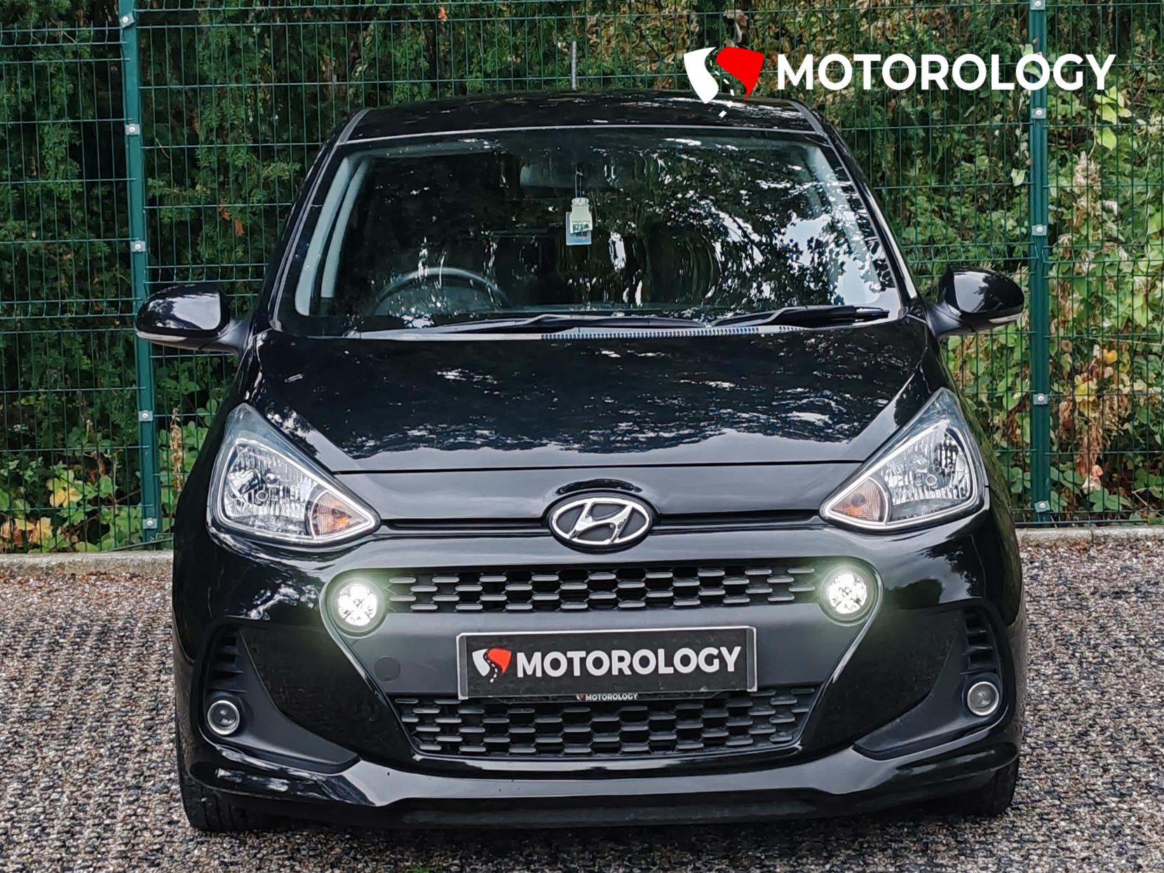 Hyundai i10 1.2 Premium Hatchback 5dr Petrol Manual Euro 6 (87 ps)
