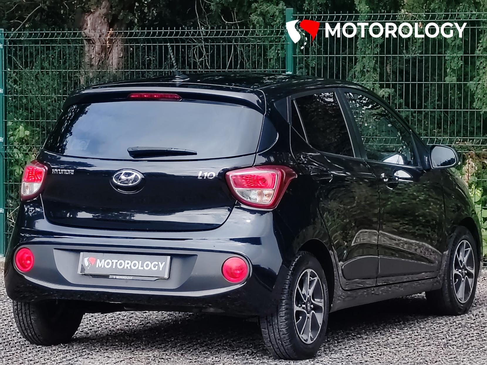 Hyundai i10 1.2 Premium Hatchback 5dr Petrol Manual Euro 6 (87 ps)