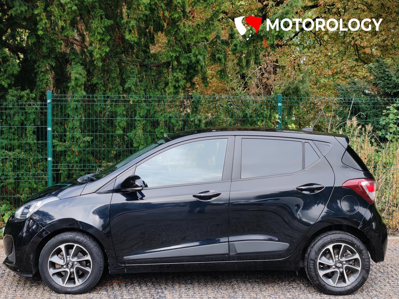 Hyundai i10 1.2 Premium Hatchback 5dr Petrol Manual Euro 6 (87 ps)