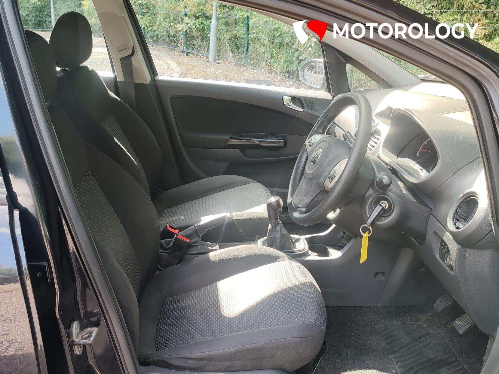 Vauxhall Corsa 1.2i 16v Energy Hatchback 5dr Petrol Manual (a/c) (124 g/km, 84 bhp)