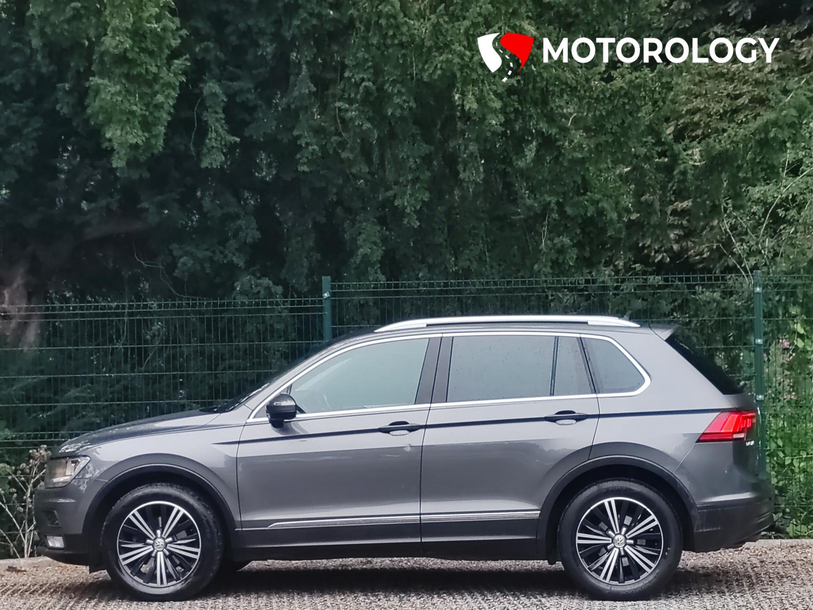 Volkswagen Tiguan 2.0 TDI BlueMotion Tech SE Navigation SUV 5dr Diesel Manual Euro 6 (s/s) (150 ps)
