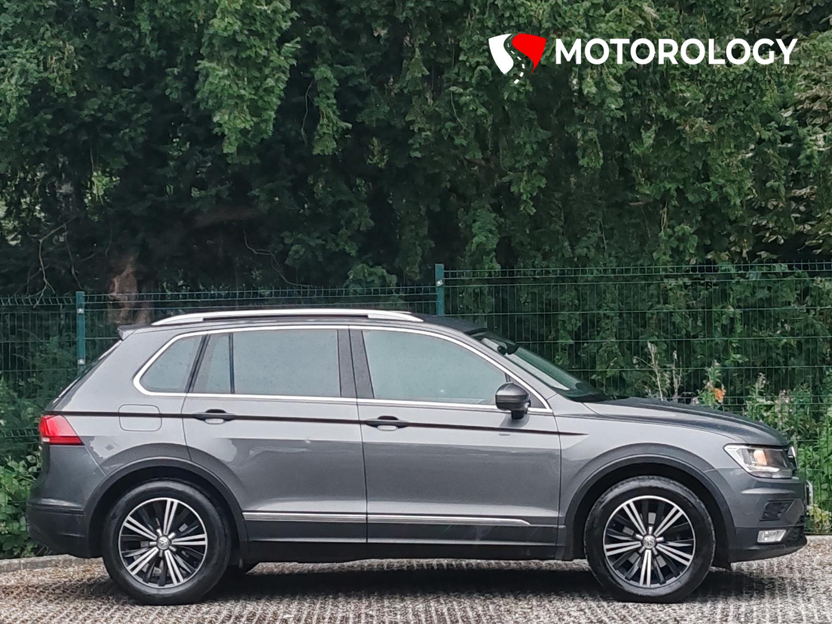 Volkswagen Tiguan 2.0 TDI BlueMotion Tech SE Navigation SUV 5dr Diesel Manual Euro 6 (s/s) (150 ps)