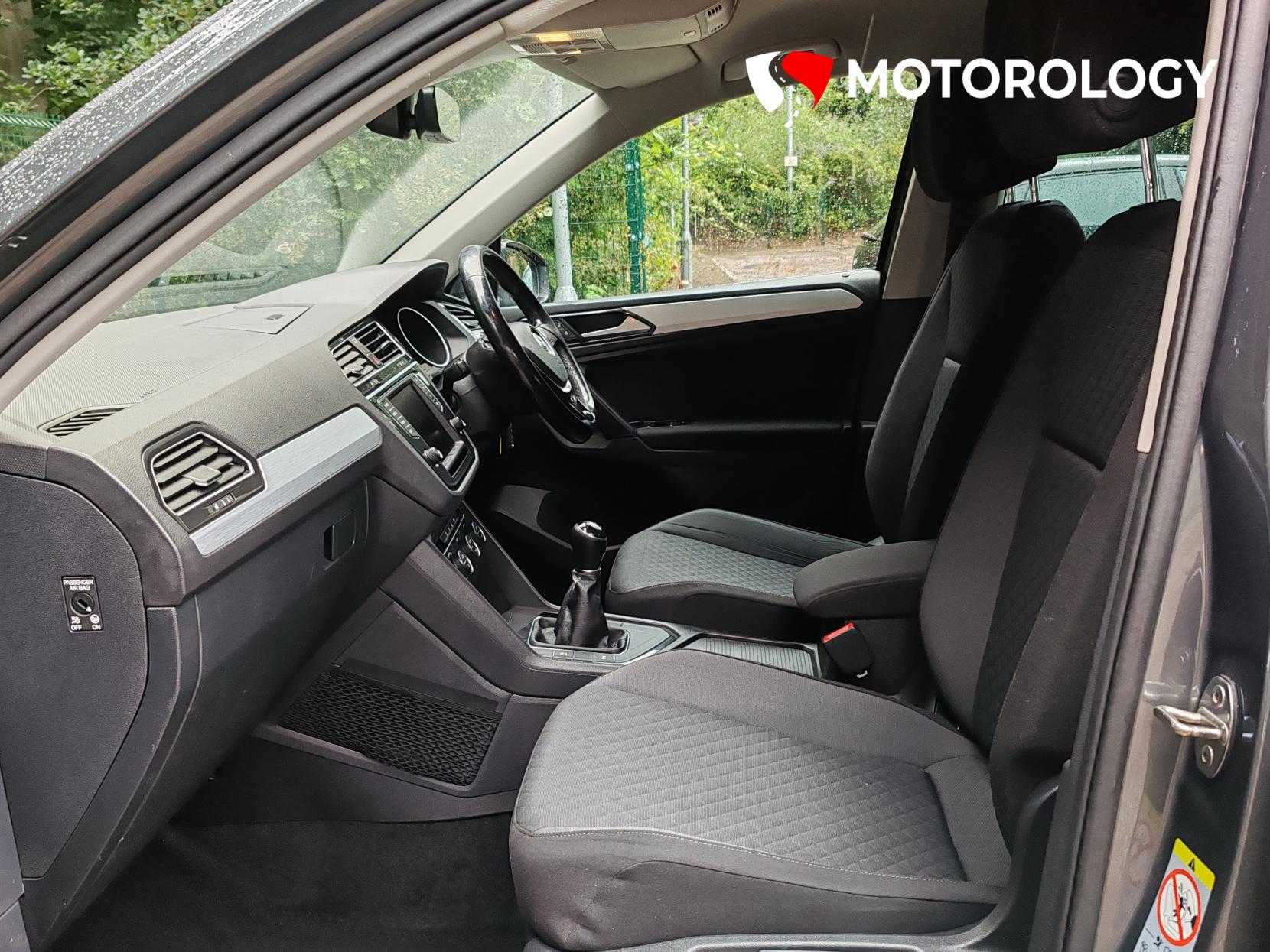 Volkswagen Tiguan 2.0 TDI BlueMotion Tech SE Navigation SUV 5dr Diesel Manual Euro 6 (s/s) (150 ps)