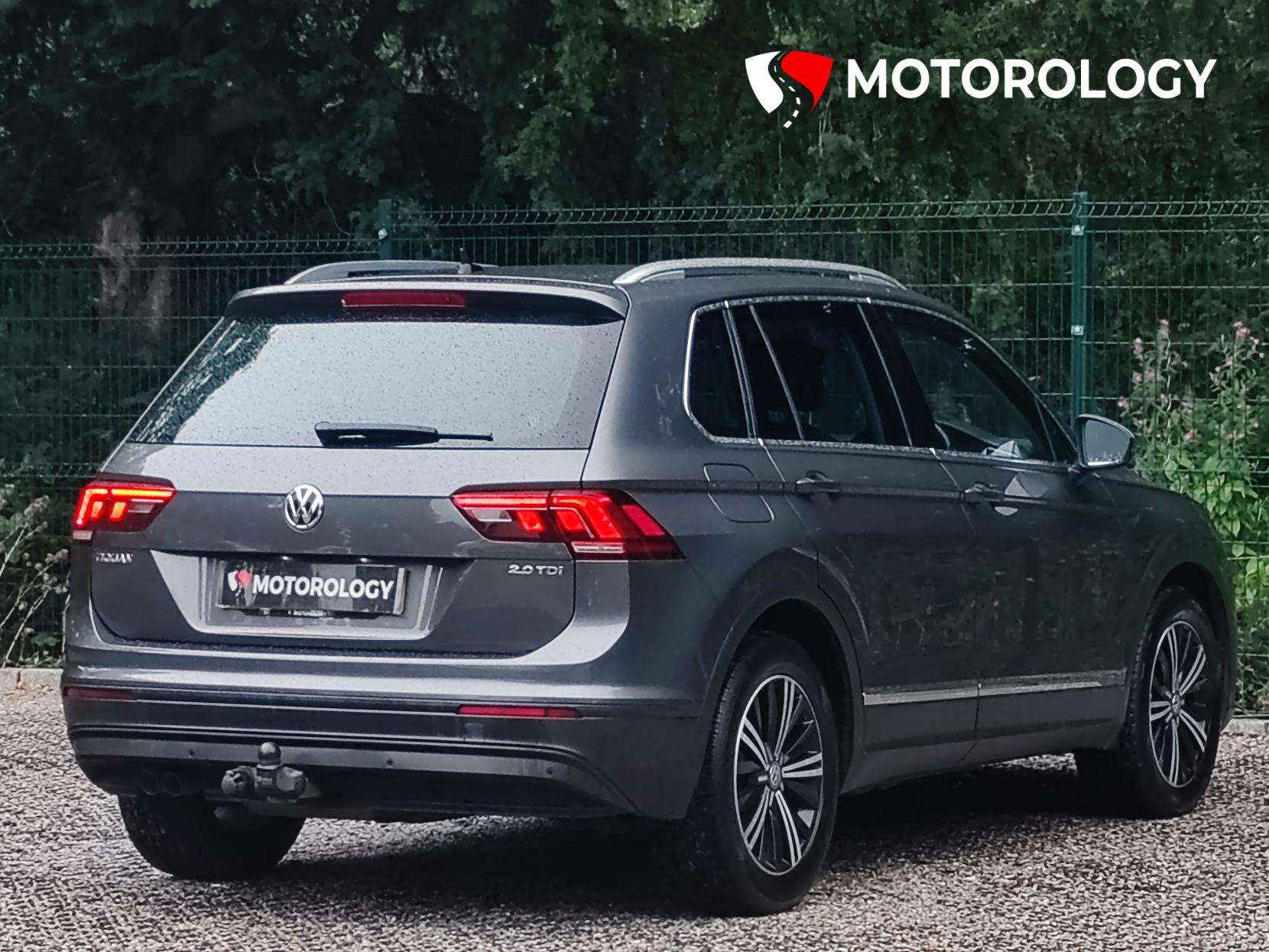 Volkswagen Tiguan 2.0 TDI BlueMotion Tech SE Navigation SUV 5dr Diesel Manual Euro 6 (s/s) (150 ps)