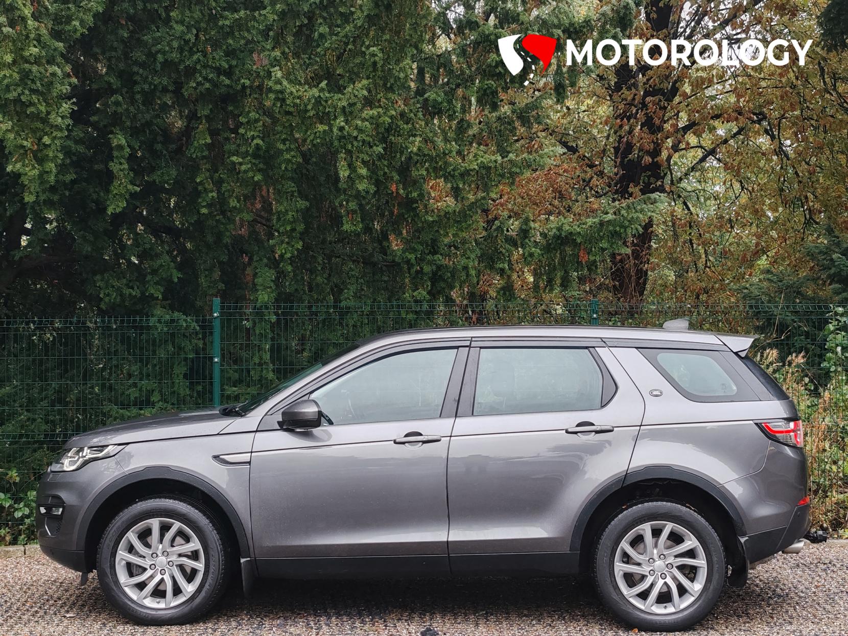 Land Rover Discovery Sport 2.0 TD4 SE Tech SUV 5dr Diesel Manual 4WD Euro 6 (s/s) (180 ps)