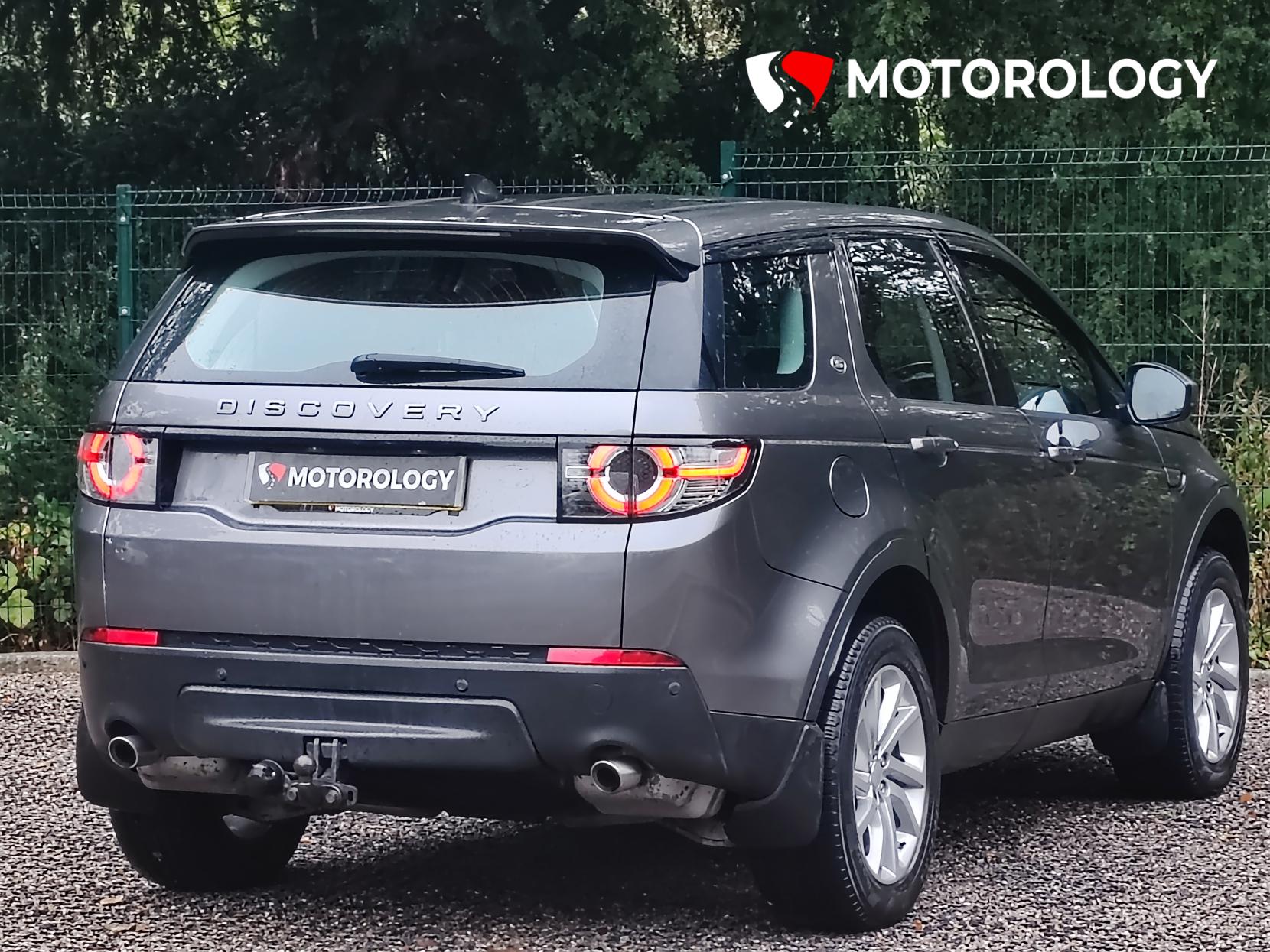 Land Rover Discovery Sport 2.0 TD4 SE Tech SUV 5dr Diesel Manual 4WD Euro 6 (s/s) (180 ps)