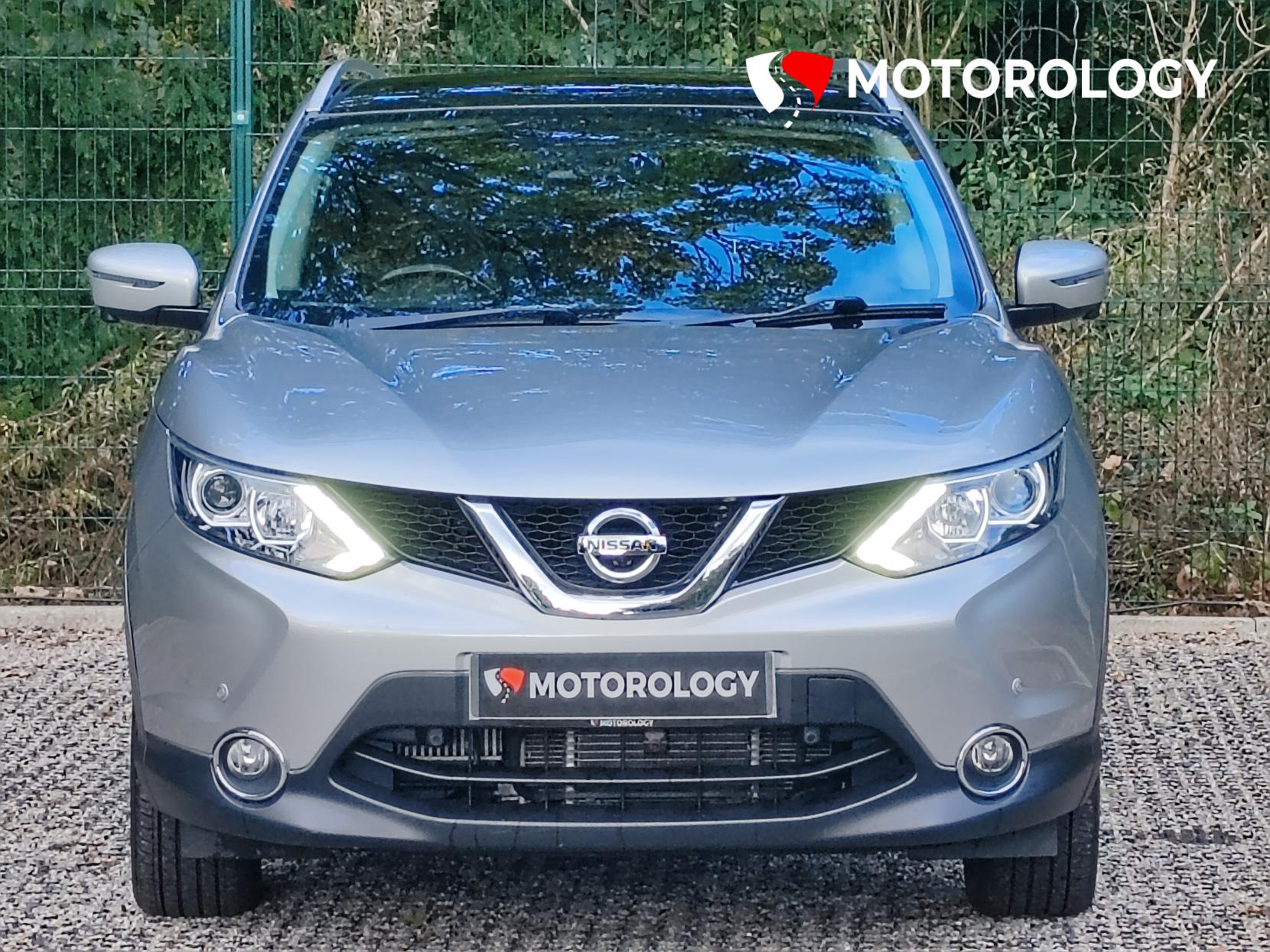 Nissan Qashqai 1.6 dCi N-Connecta SUV 5dr Diesel XTRON 2WD Euro 6 (s/s) (130 ps)