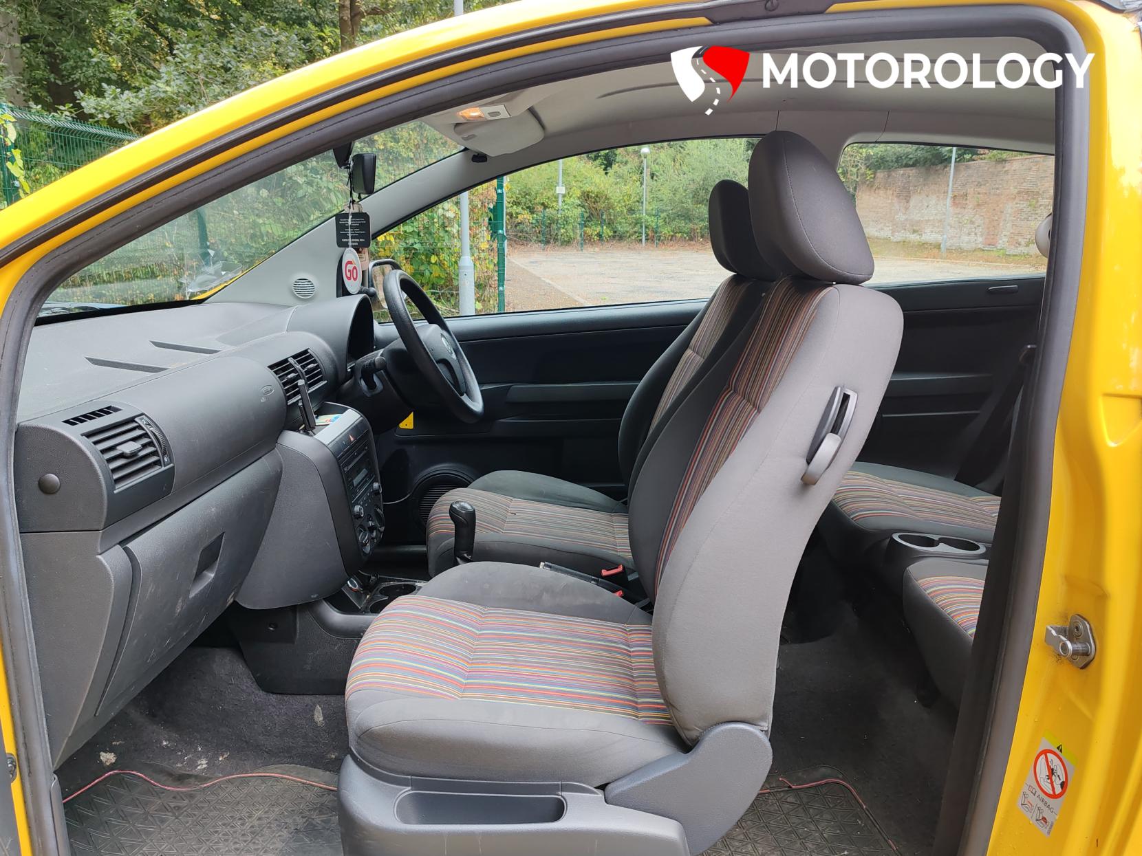 Volkswagen Fox 1.2 6V Urban Fox Hatchback 3dr Petrol Manual Euro 4 (55 ps)
