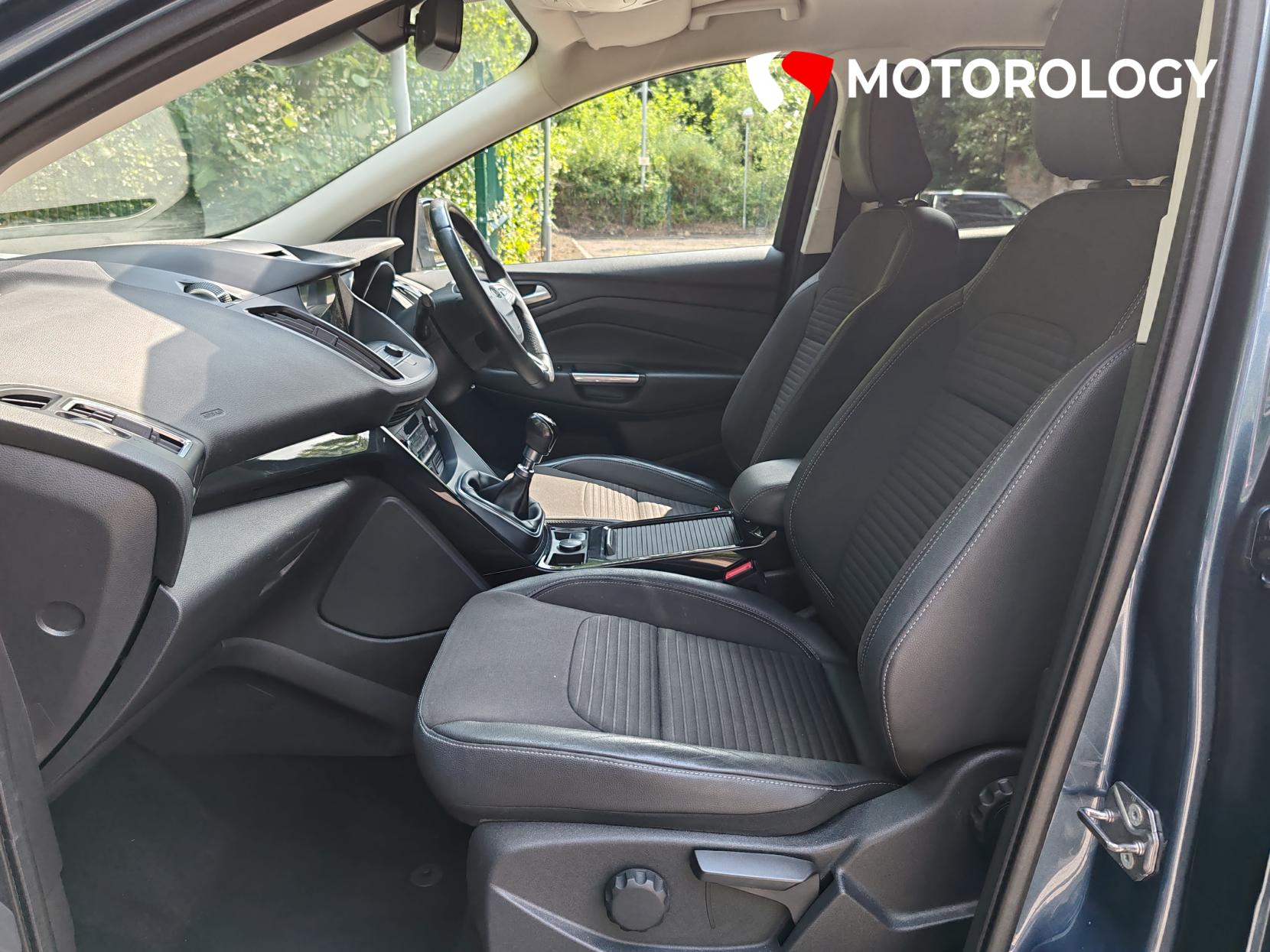 Ford Kuga 2.0 TDCi Titanium SUV 5dr Diesel Manual Euro 6 (s/s) (150 ps)