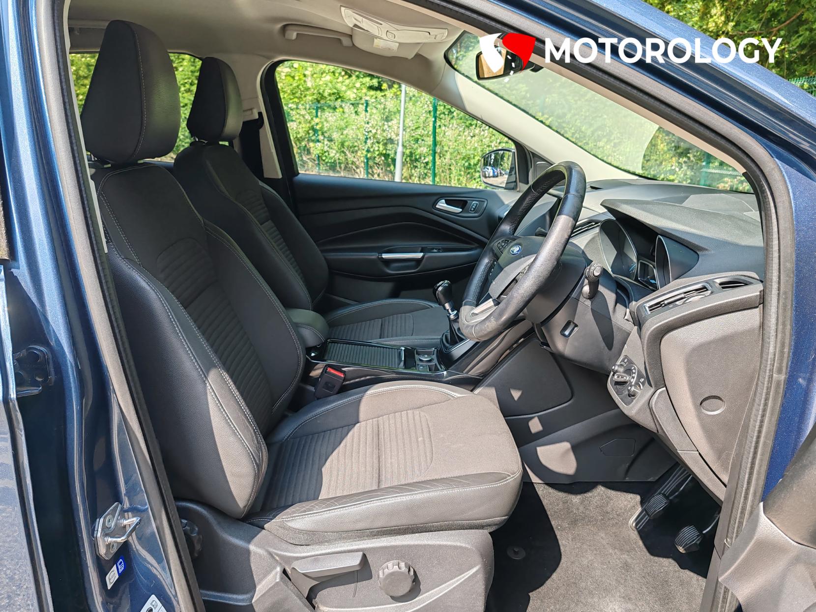 Ford Kuga 2.0 TDCi Titanium SUV 5dr Diesel Manual Euro 6 (s/s) (150 ps)