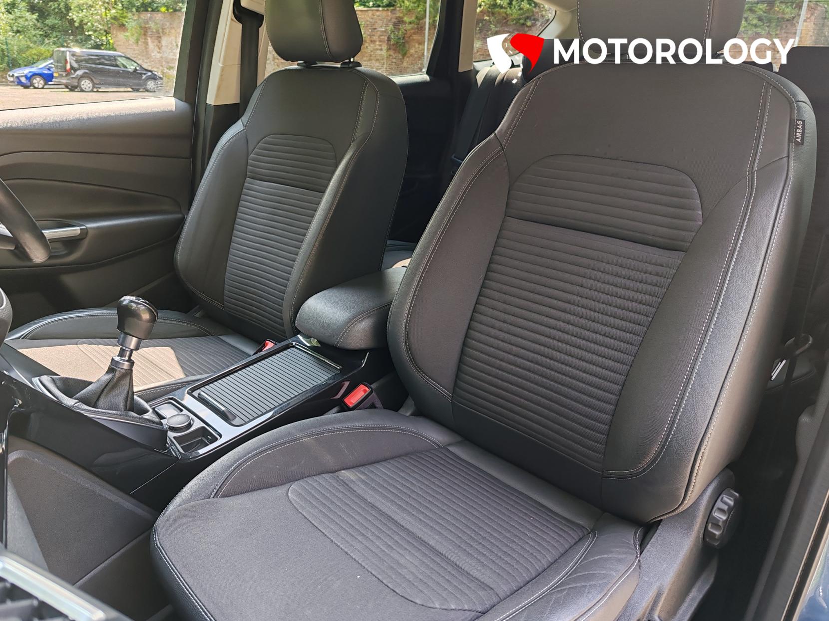 Ford Kuga 2.0 TDCi Titanium SUV 5dr Diesel Manual Euro 6 (s/s) (150 ps)